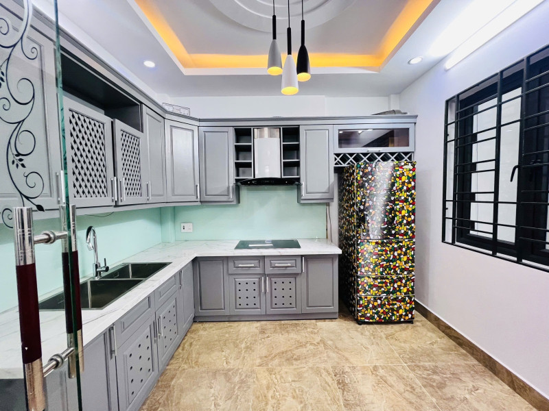 Bán nhà Quan Nhân (Thanh Xuân) 43/45m, 6 tầng, mt 5.3m, giá 12.2 tỷ