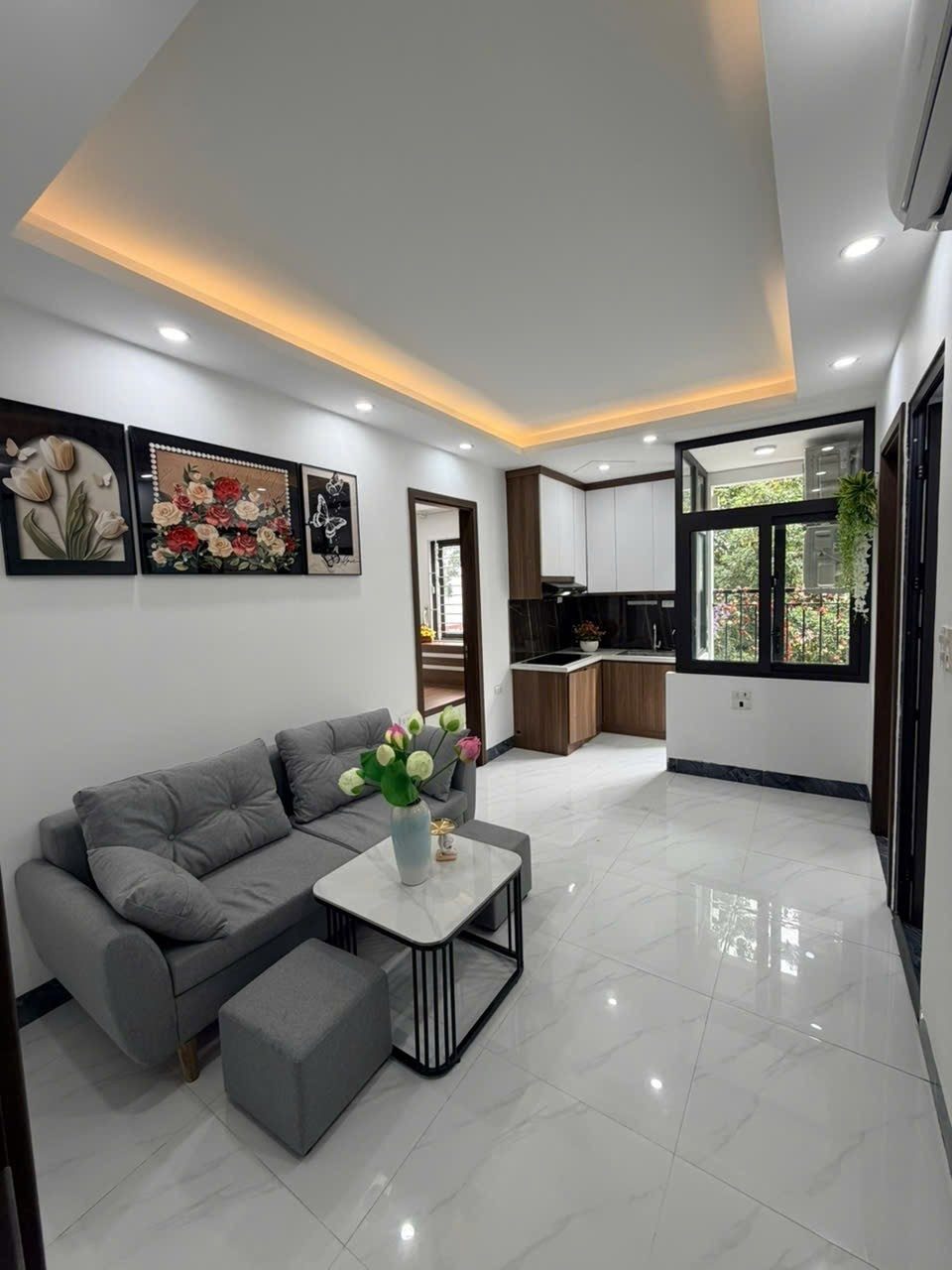 Bán căn hộ chung cư phố Quan Nhân, Thanh Xuân, lô góc, nhà đẹp full nội thất