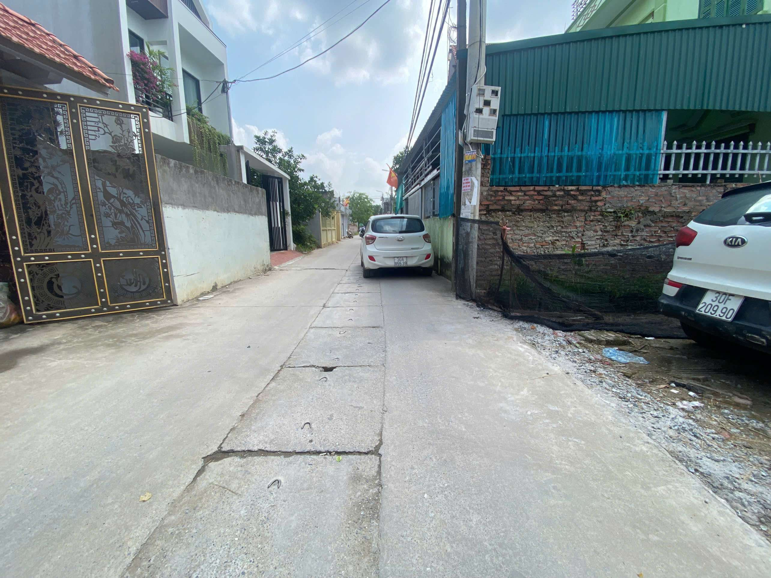76M KINH DOANH Ô TÔ TRÁNH TT QUANG MINH,DÒNG TIỀN,VỊ TRÍ ĐẸP DỄ THANH KHOẢN