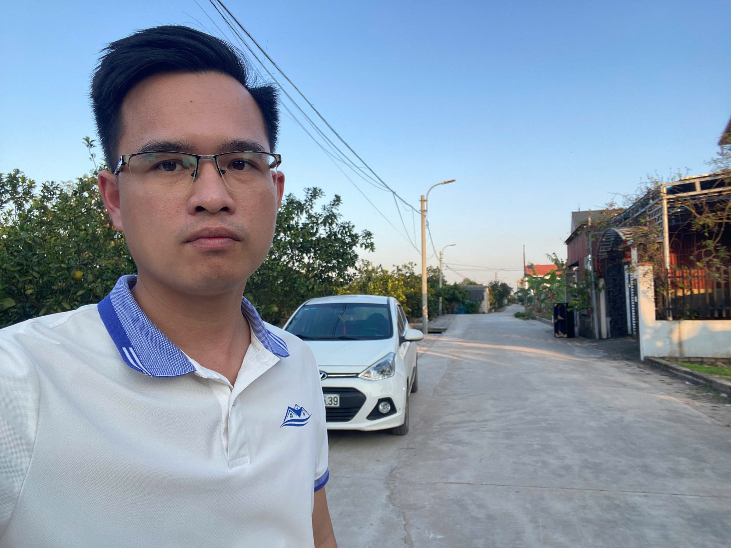73M TỔ 10 TT QUANG MINH,ĐƯỜNG 10M,GIÁ NHỈNH 4 TỶ. LH E QUANG LV CC 0963.688.777