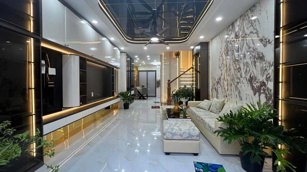 Nhỉnh 6 tỷ - Nhà 4 lầu mới đẹp ở liền- Gò Vấp - Gần sân bay Tân Sơn Nhất