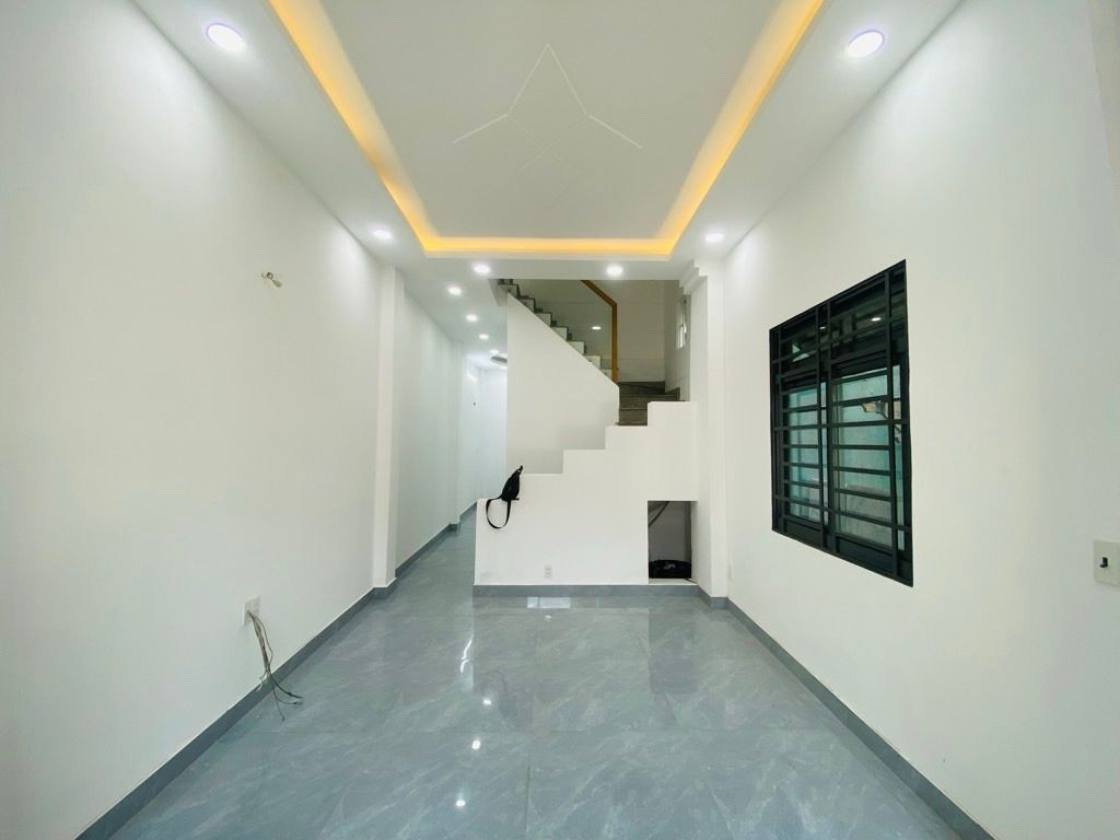 Gấp bán sổ hồng riêng, 4 tầng gò vấp