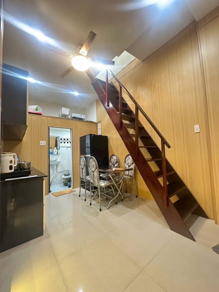 Nhà mới nguyên căn gần biển tiện đậu đỗ xe ô tô, trung tâm Nha Trang