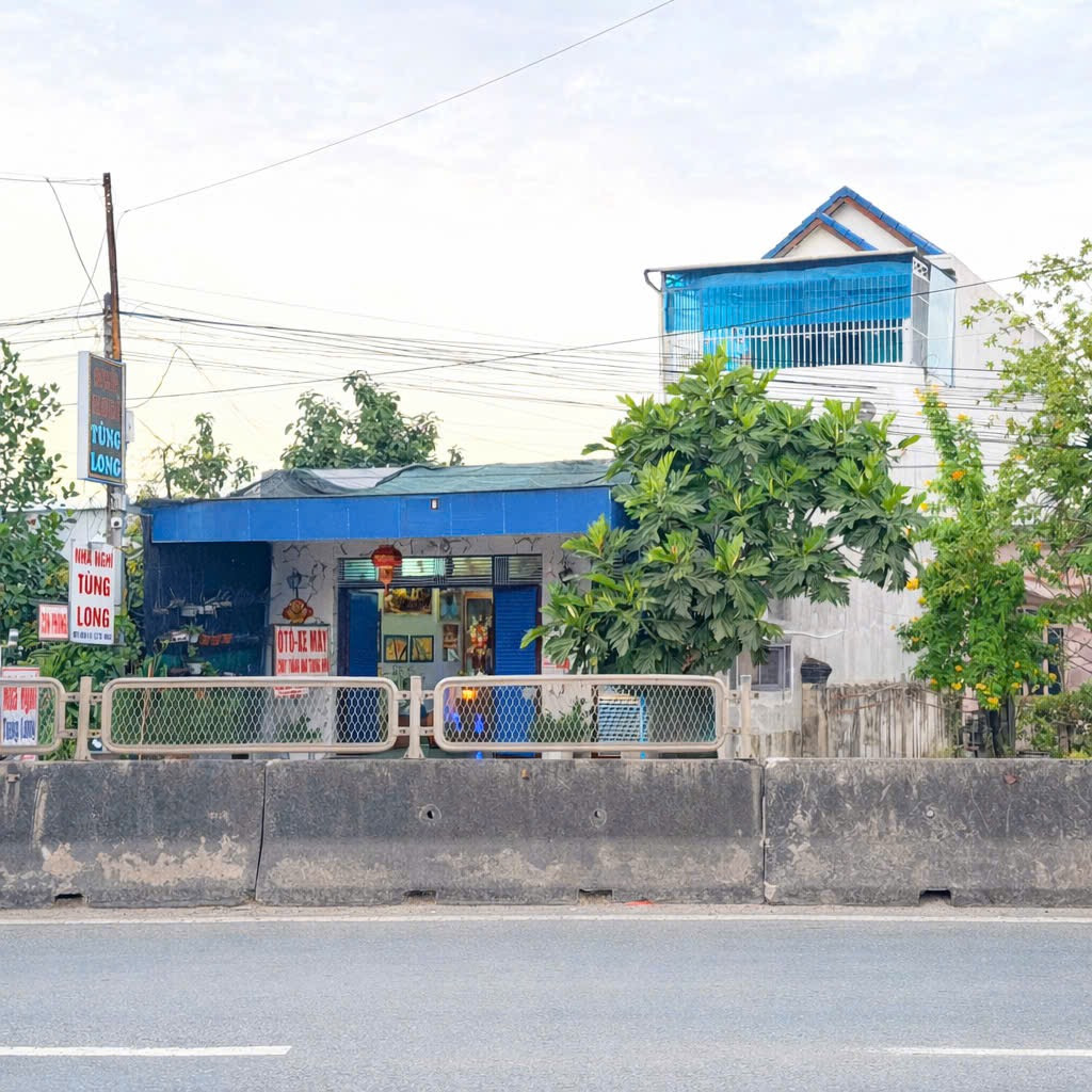 Bán nhà nghỉ mặt tiền quốc lộ 1A suối hiệp