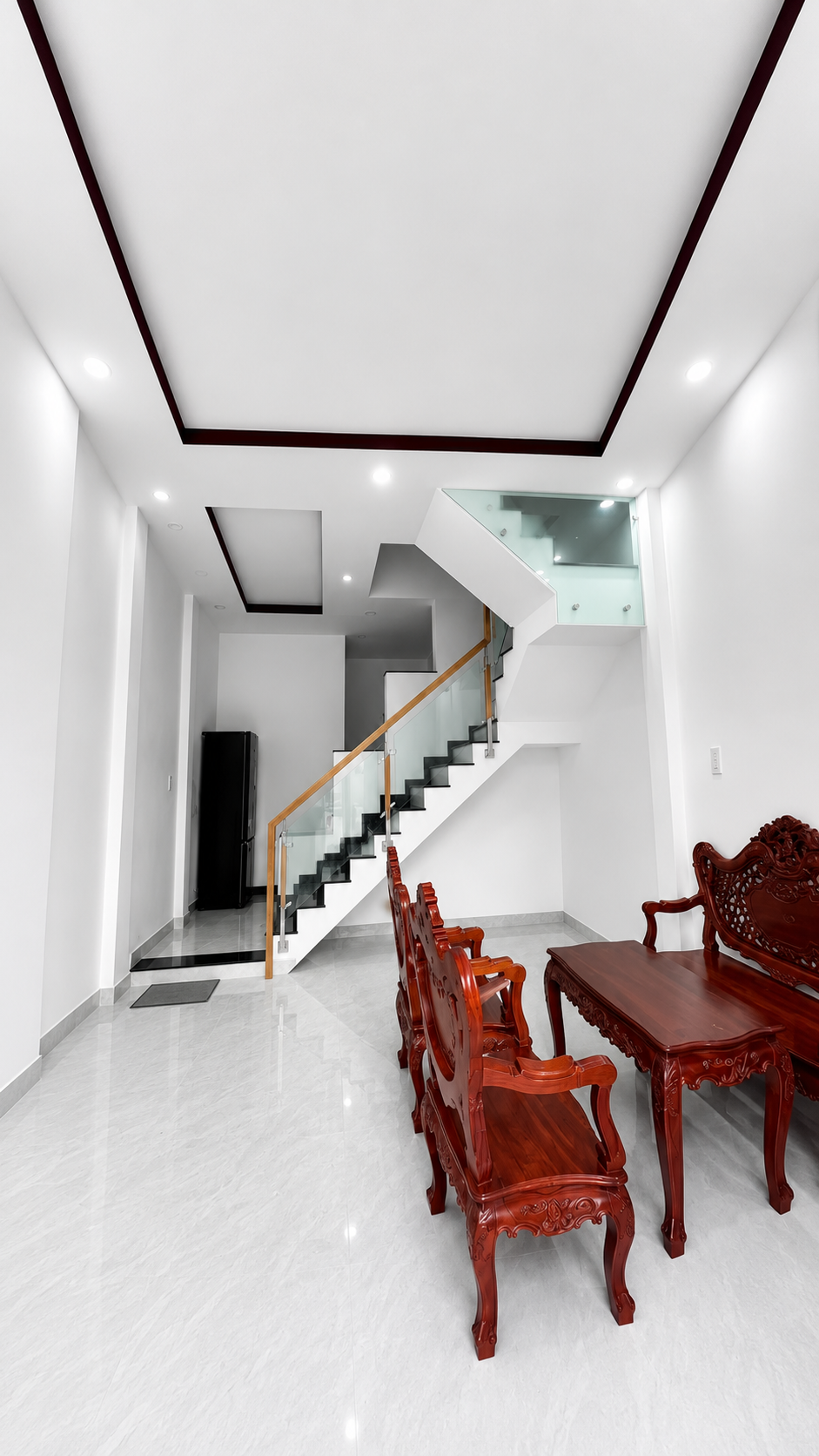 Nhà hiếm Hiệp Bình- giá cực tốt- sổ Hồng riêng- ô tô đỗ cửa