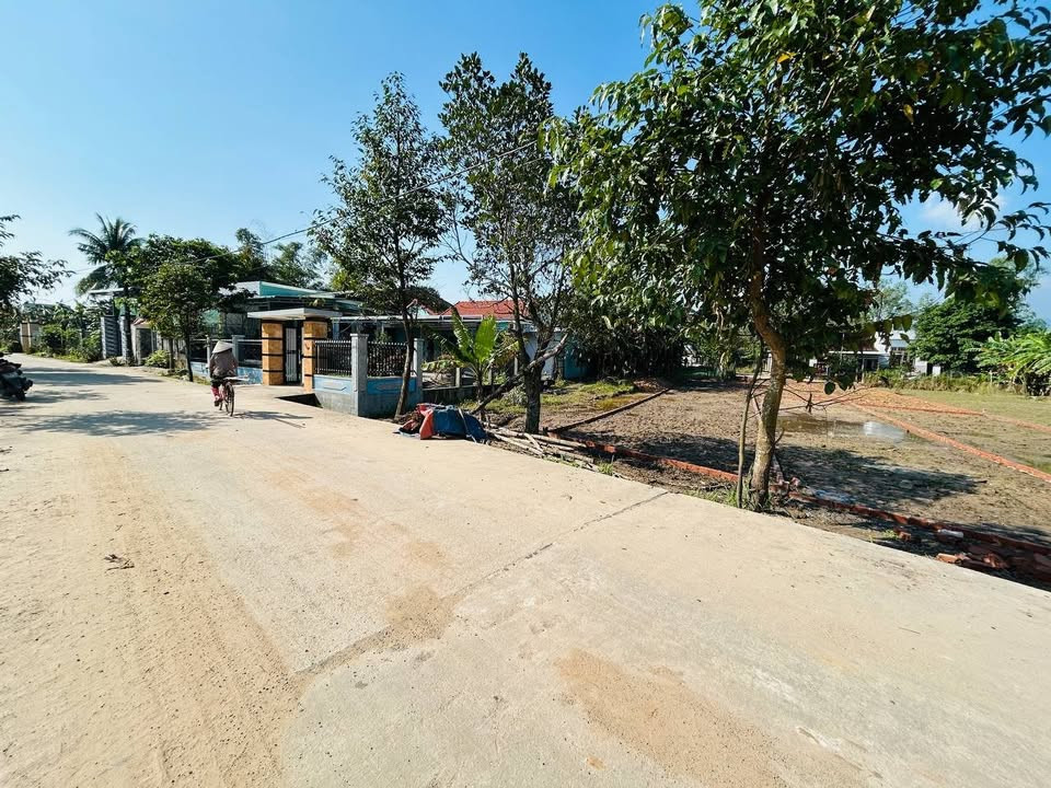 Cặp liền kề hơn 200m2, đất ở hoàn toàn, mặt tiền đường hơn 8m, giá đầu tư