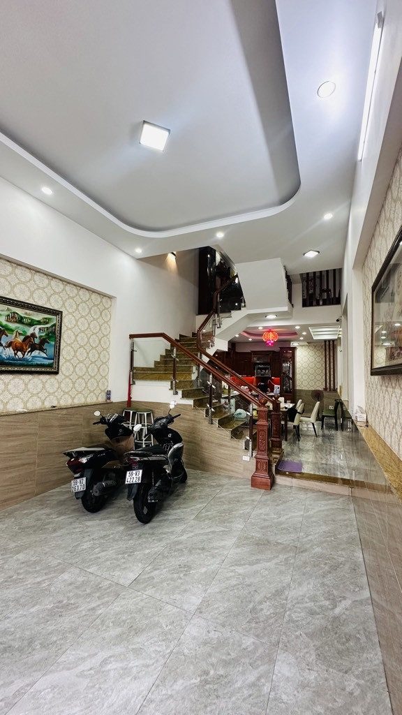 Bán NHÀ NGỘP BANK – 4 TẦNG BTCT – Ô TÔ VÀO NHÀ – THẠNH LỘC Q12 – 6 TỶ NHỈNH