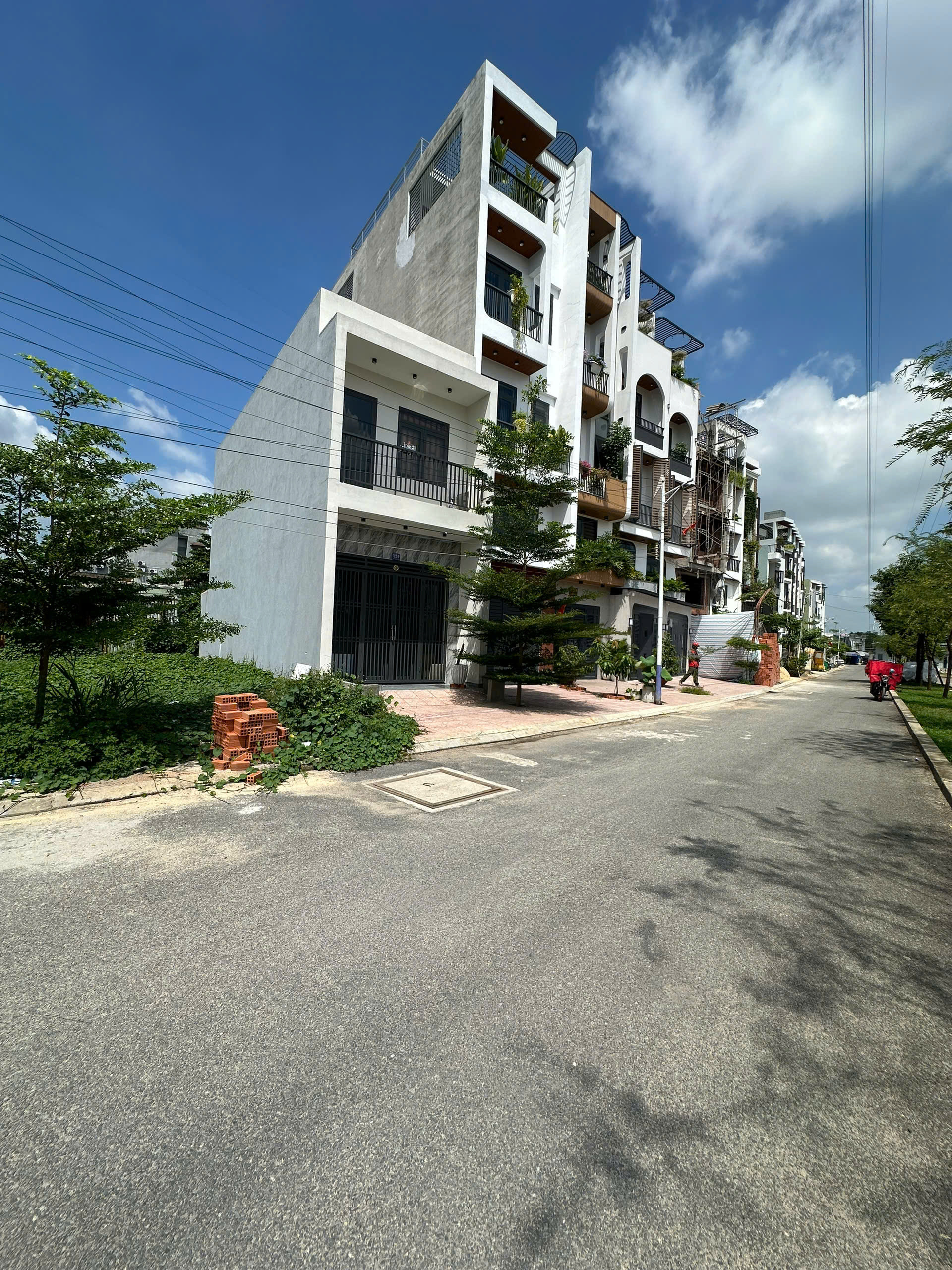 Bán Đất 78m² thổ cư - giá 4.7 tỷ -  Thạnh Xuân, Q.12, đường xe hơi thông