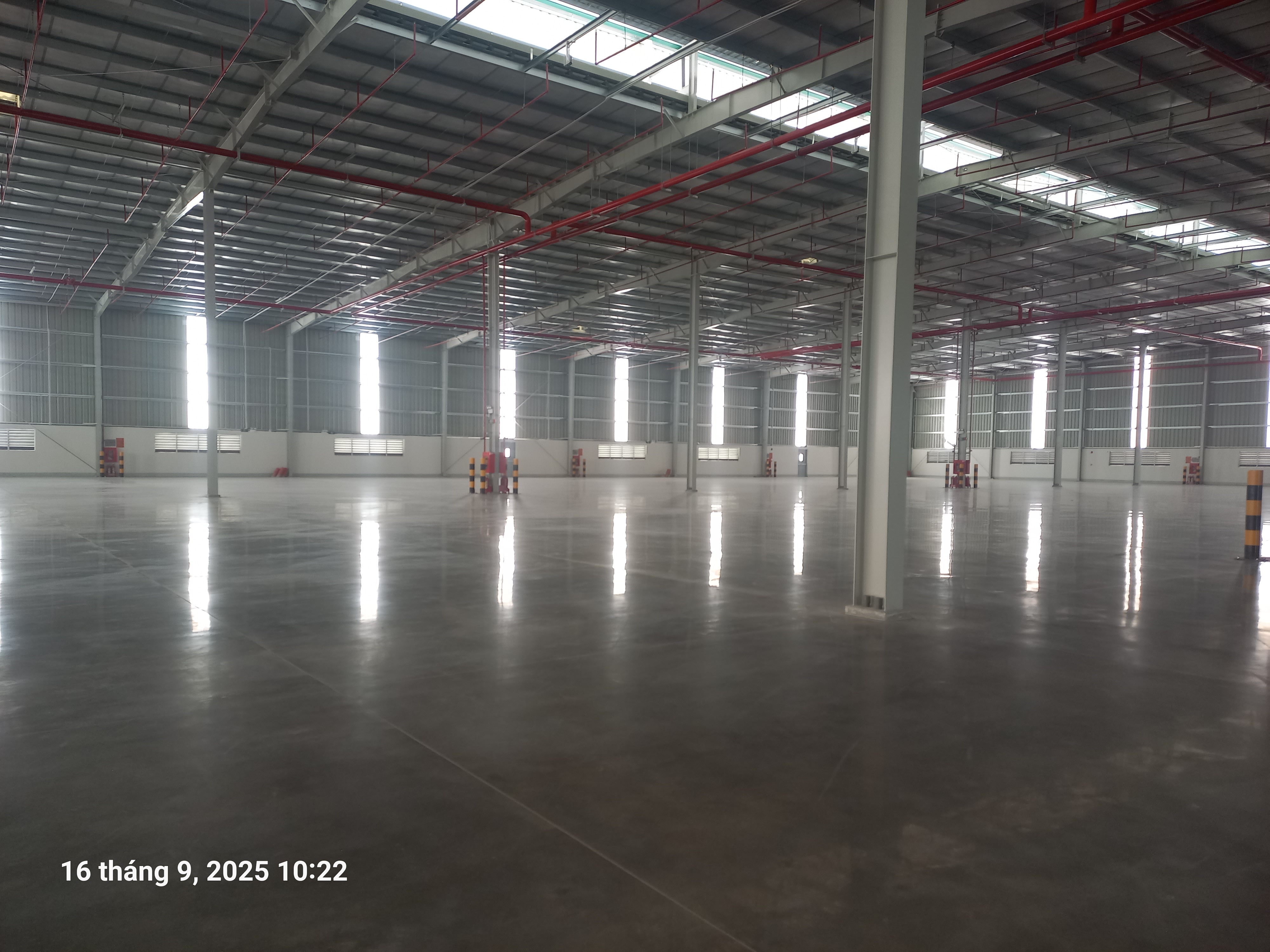 Cho thuê kho xưởng 5600m2 CCN gần TT Gia Ray, Xuân Lộc, Đồng Nai