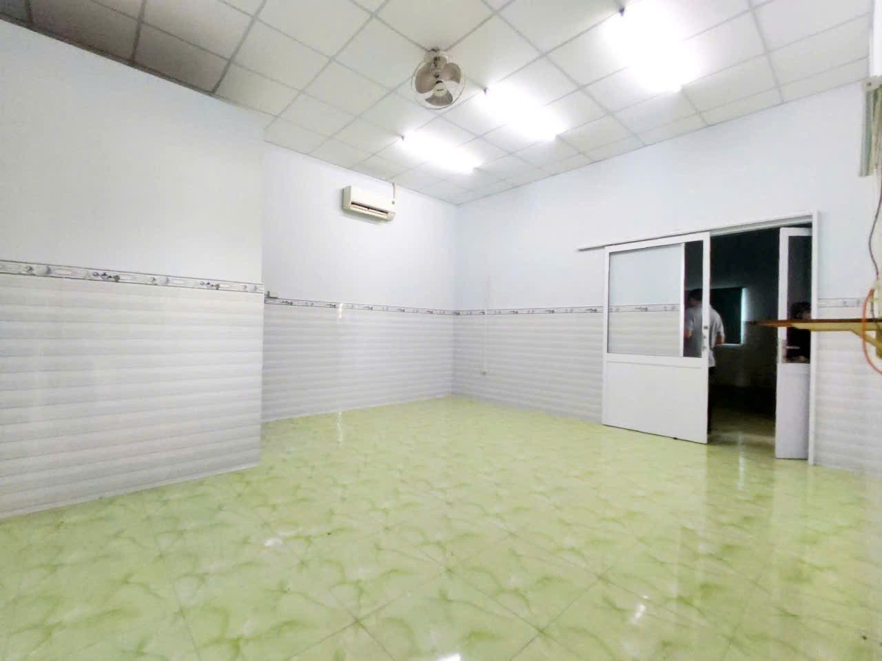 CHO THUÊ KHO 2600m2 TẠI TIỀN GIANG