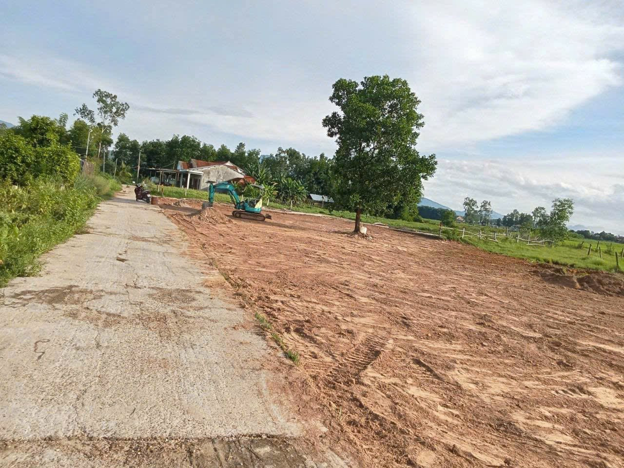 MỞ BÁN LÔ ĐẤT HƠN 200M² – NGANG 10M HIẾM – THÍCH HỢP Ở & ĐẦU TƯ