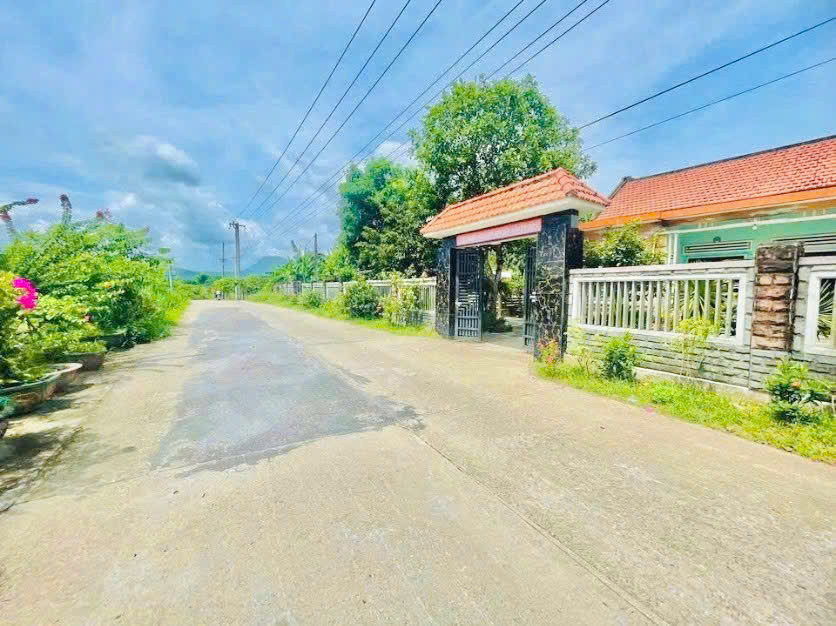 BÁN GẤP LÔ ĐẤT ~400m² NGAY KHU BIỆT THỰ GIA PHAN, DUY HÒA🔥