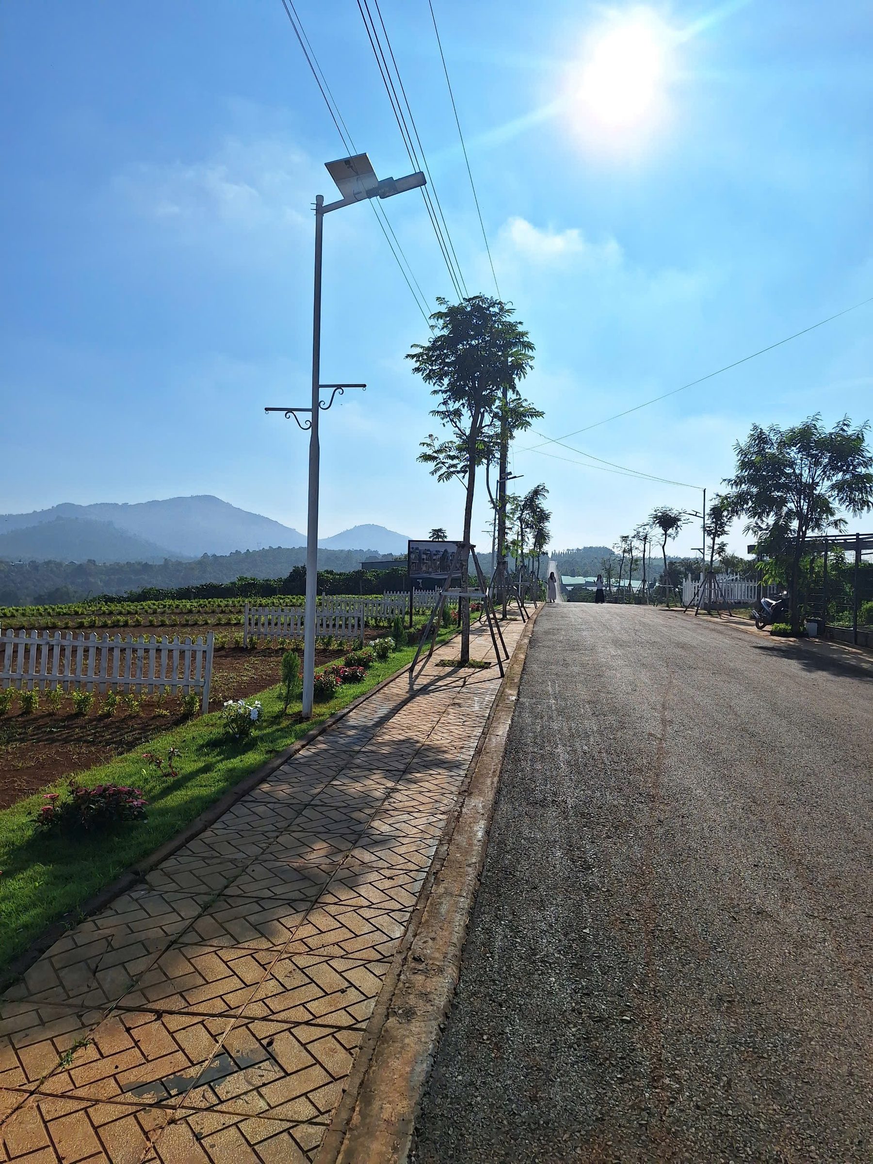 8xx TRIỆU SỞ HỮU NGAY ĐẤT VIEW SĂN MÂY