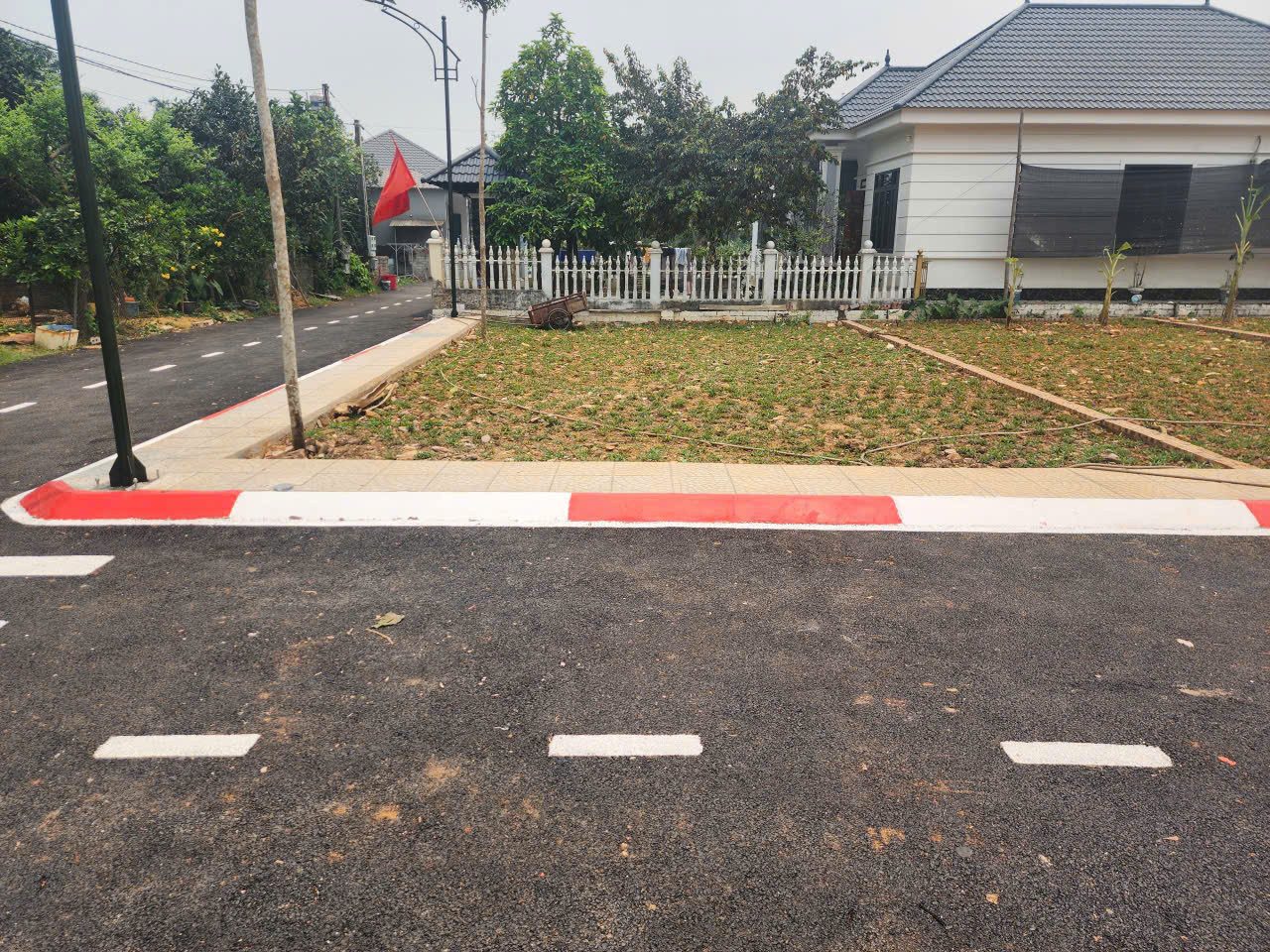 Cách quốc lộ 21A 3p di chuyển cách trục HỒ TÂY BA VÌ 300M công nghệ cao đại học quốc gia 5p di chuyển