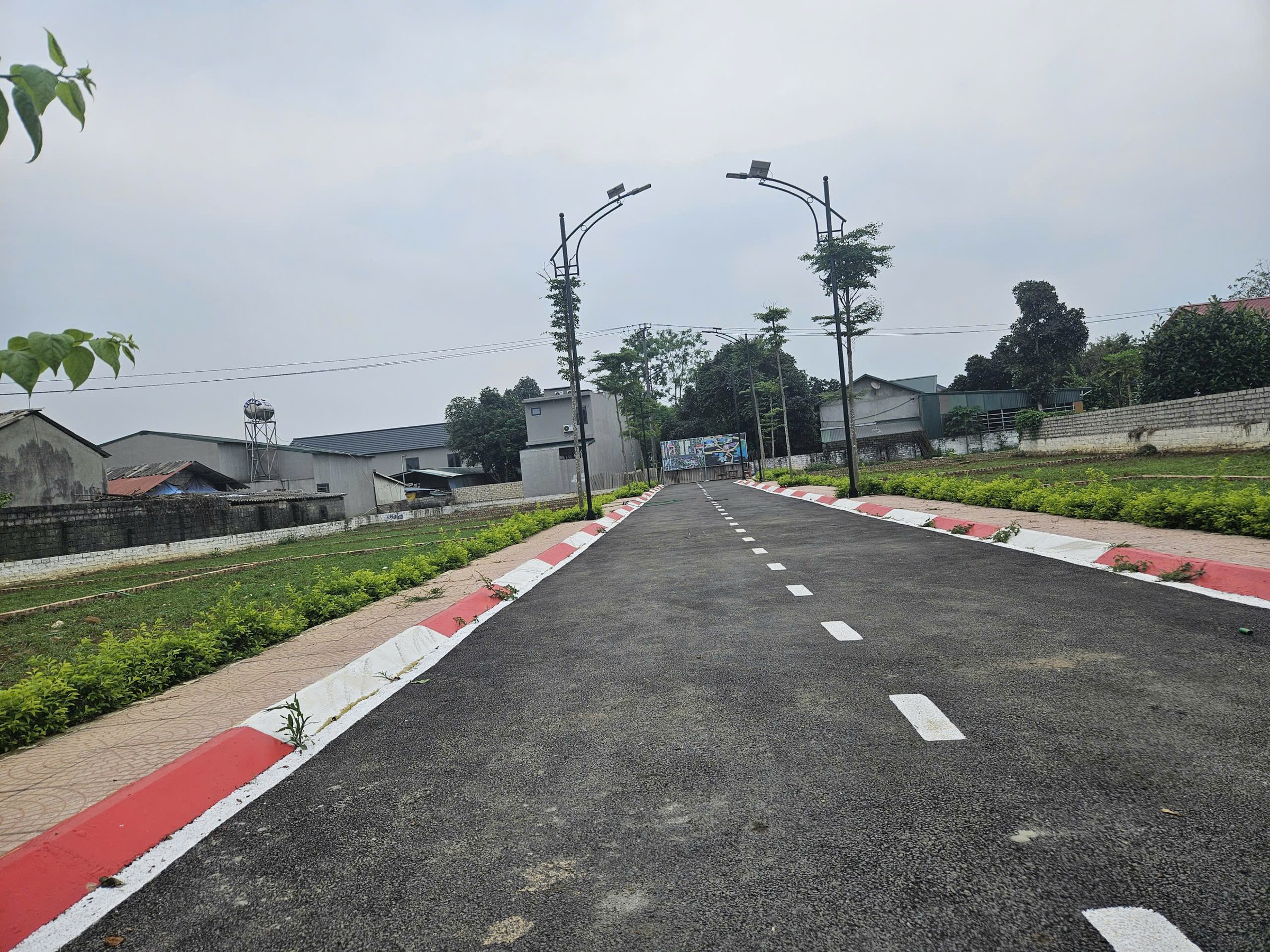 116m2 lô góc phù hợp xây trọ ,xây ở gần TT Hòa lạc ,gần Metro,điểm Bus và CNC