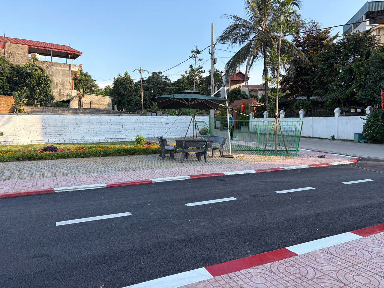 Bán đất 100m² full thổ cư ngang 7.61m giá 5.4 tỷ tại Chợ Hòa Lạc đối diện cổng trường Quốc Gia