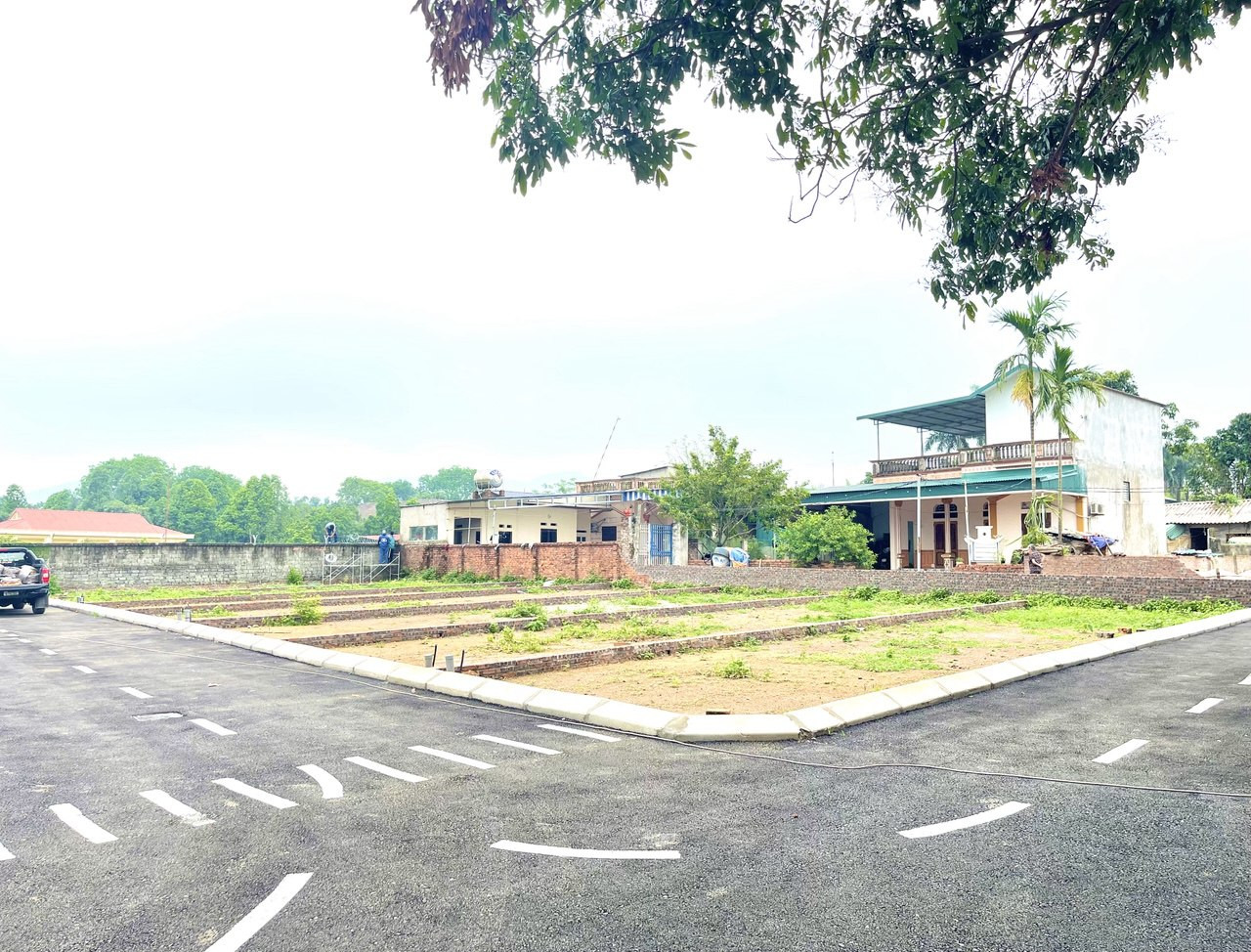 đất gần trường đại học Quốc Gia Hà Nội