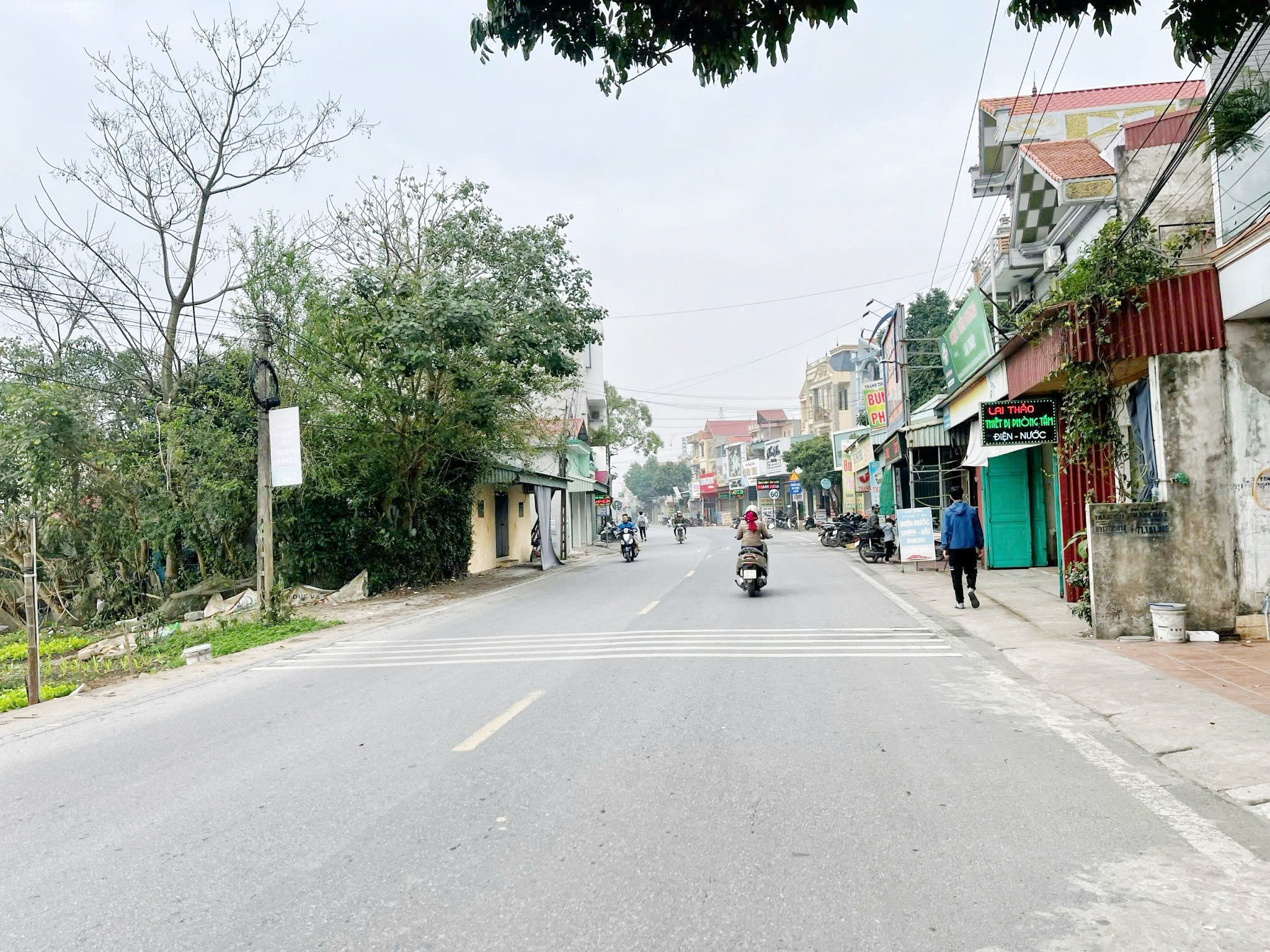 Do cần tiền gấp nên bán