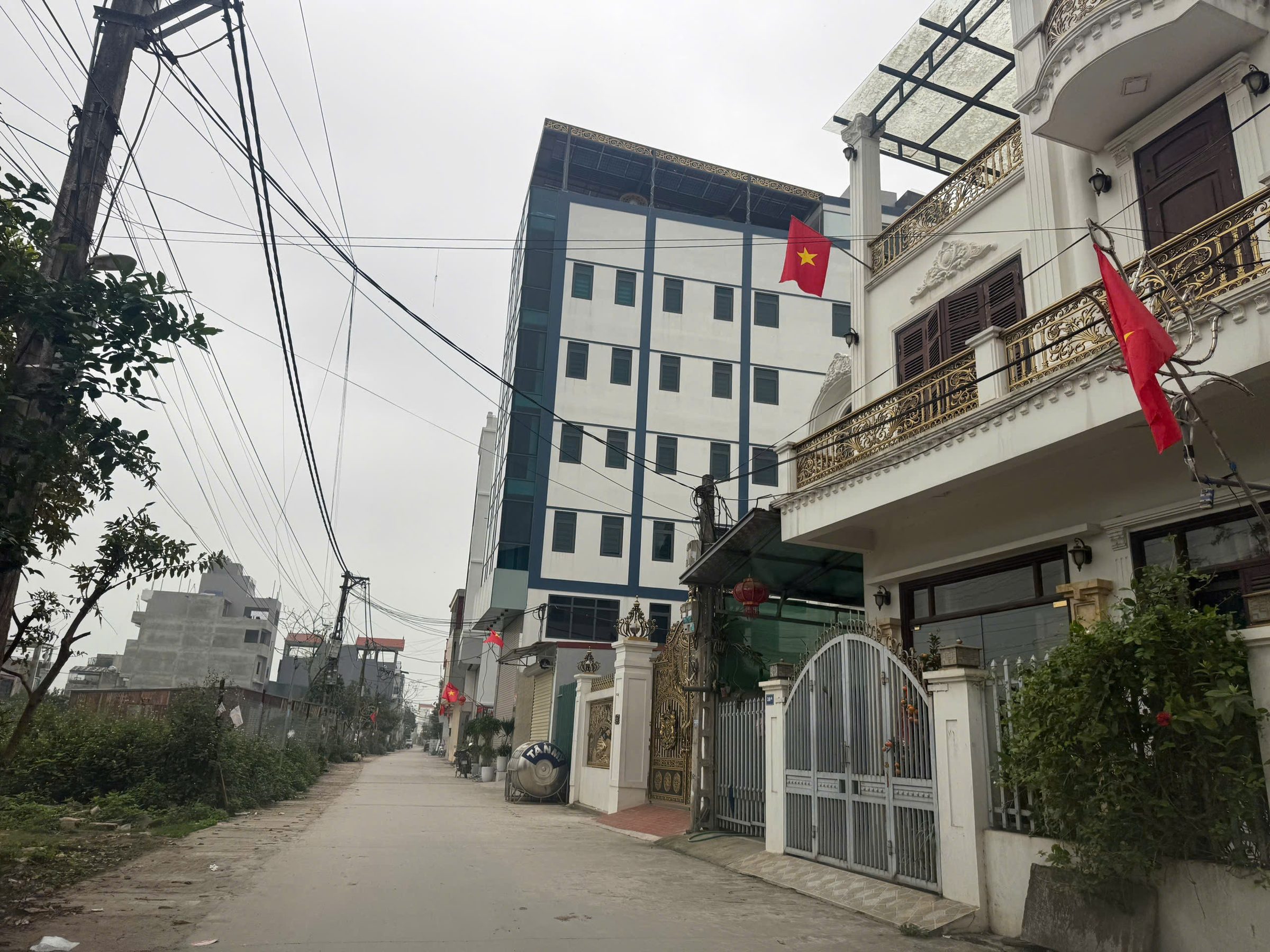 💥Cho thuê đất trống dt 1500m2, đường oto tải tránh. Tiện kinh doanh, cafe, bia vườn, bãi xe... tại Bích Hoà. Giá 8 triệu/tháng