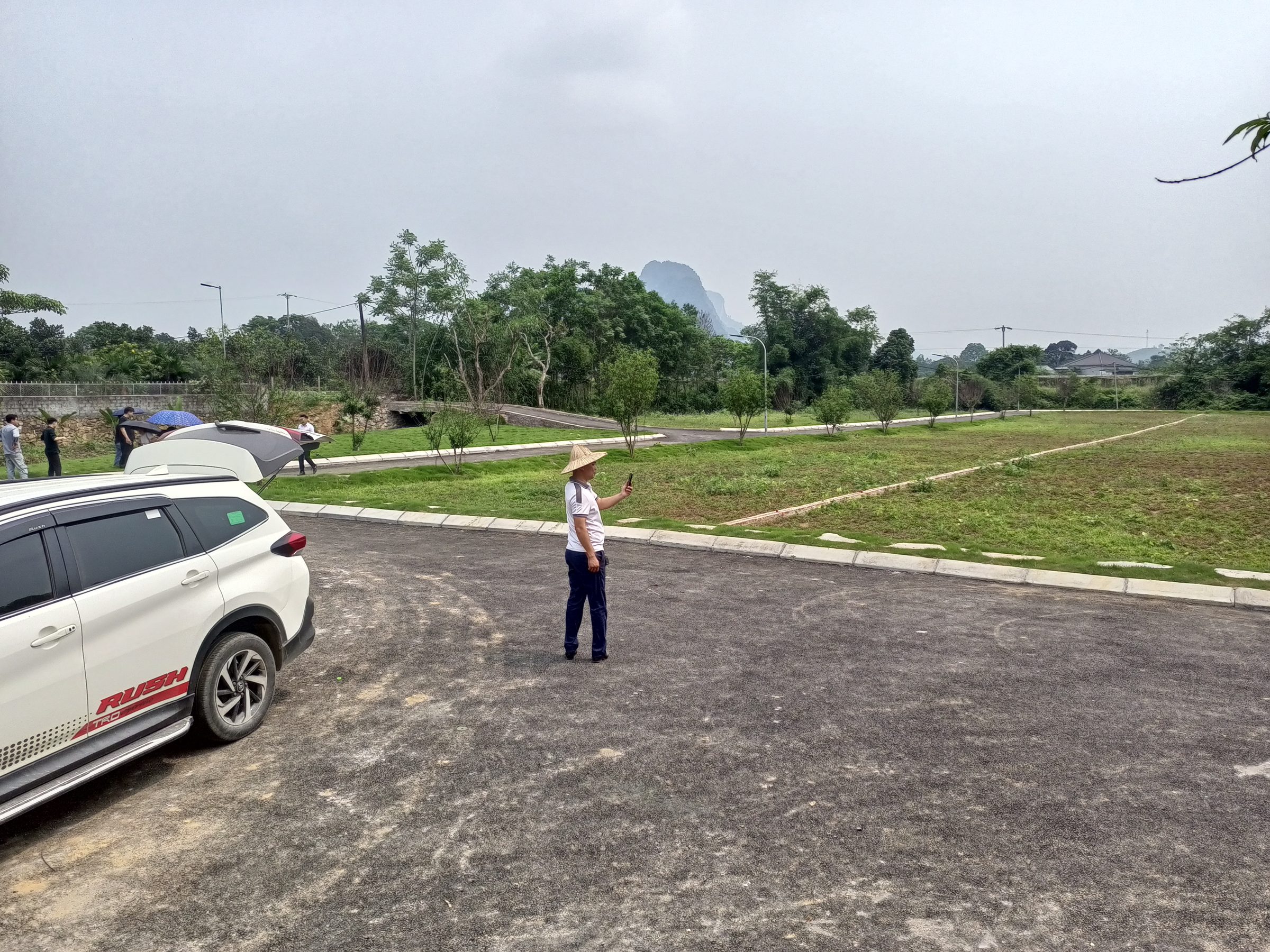 cơ hội cho các nhà đầu tư sinh lời cao tại ba hàng đồi huyện Lạc Thủy