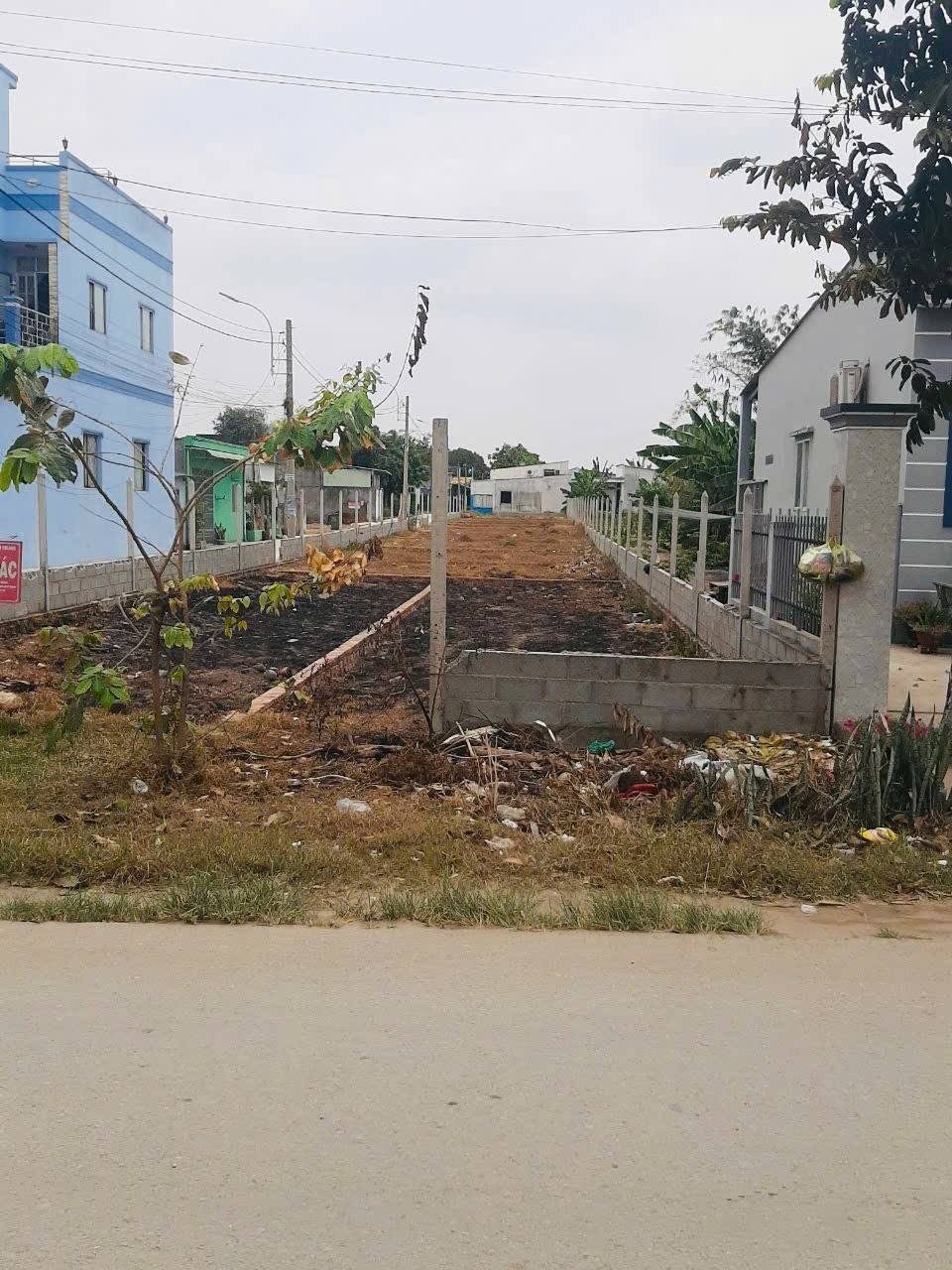 Đất mặt tiền  5x23 full thổ cư đường Đào Thị Kiểm, cách QL 22 chỉ 300m