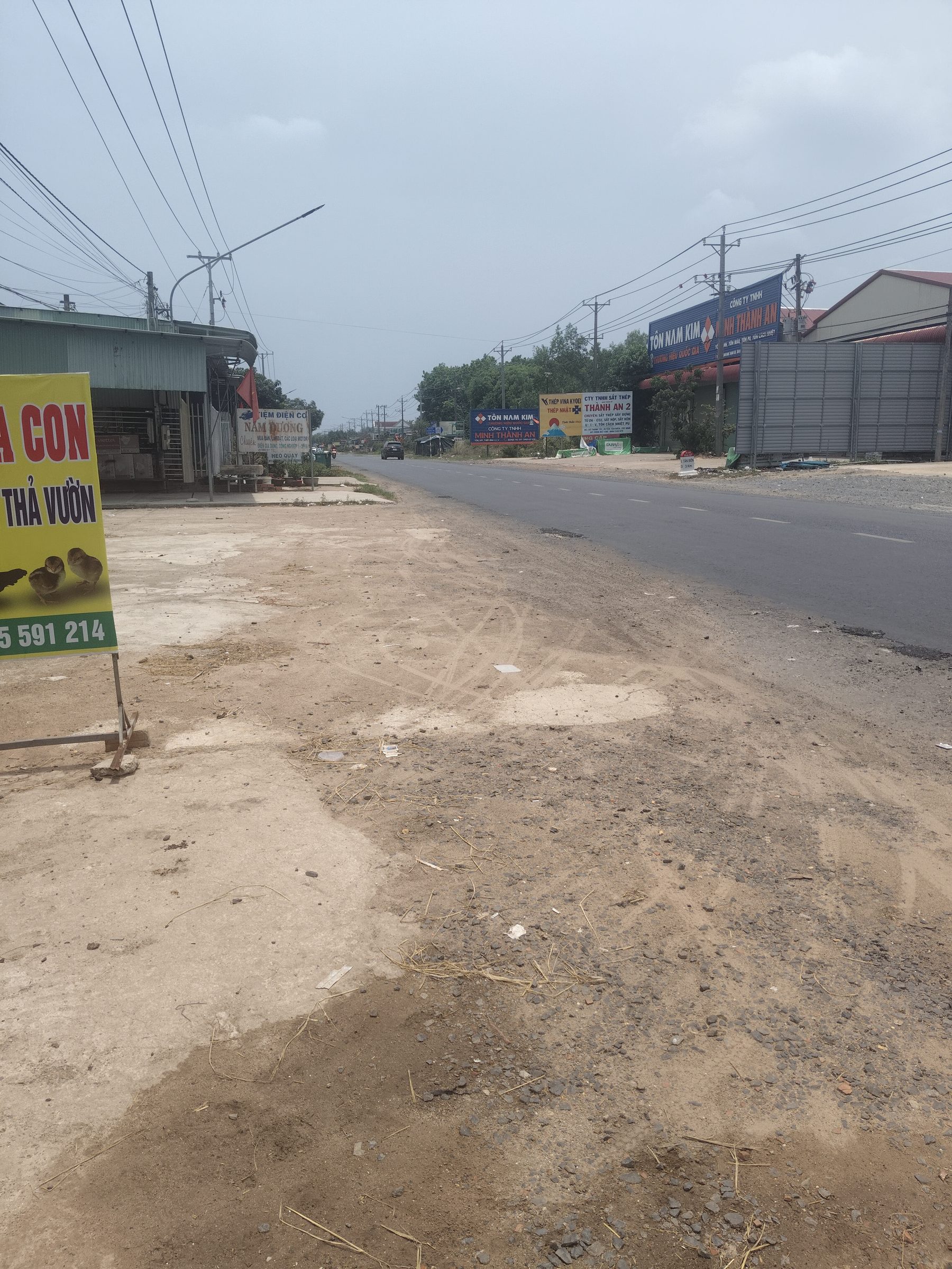 Đất mặt tiền đường ql22