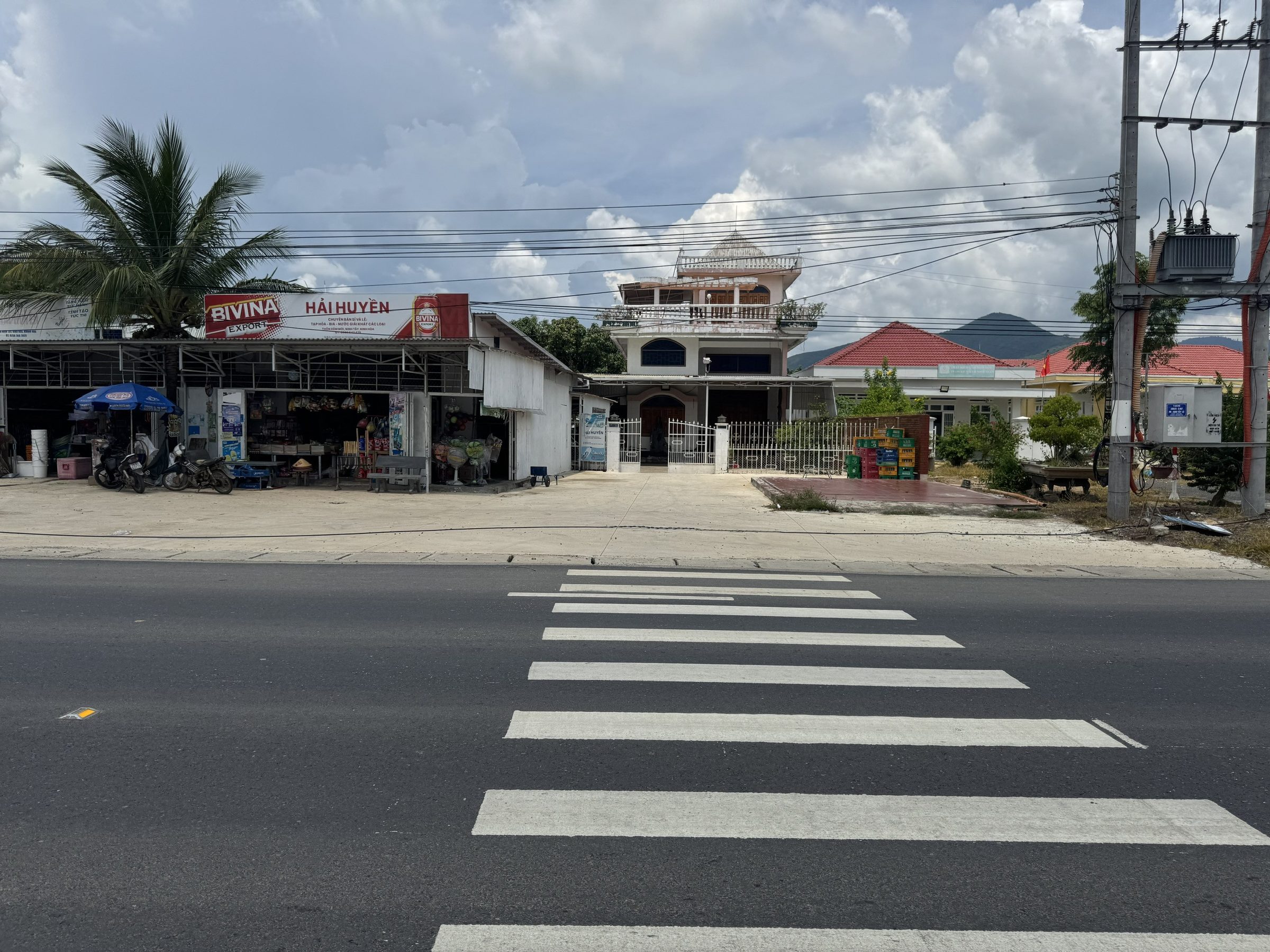 BÁN GẤP 2 LÔ ĐẤT DIỆN TÍCH KHỦNG,TIỆN PHÂN LÔ, LÀM NHÀ XƯỞNG, XÂY KHÁCH SẠN, XÂY NHÀ YẾN, KHU VỰC NHIỀU TIỆN ÍCH!