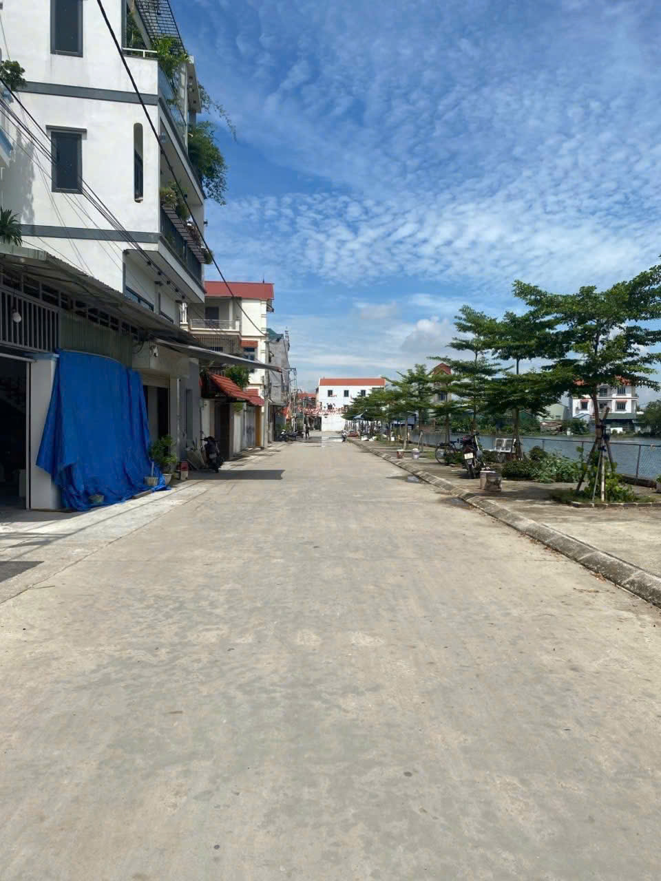 BÁN LÔ ĐẤT THỔ CƯ ĐẸP - GIÁ TỐT tại Hiệp Thuận, Phúc Thọ - Đường ô tô - Gần hồ điều hòa thôn