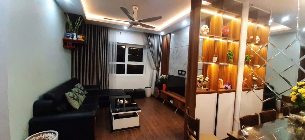 Chính chủ cần bán nhanh căn hộ 70m2  - full nội thất