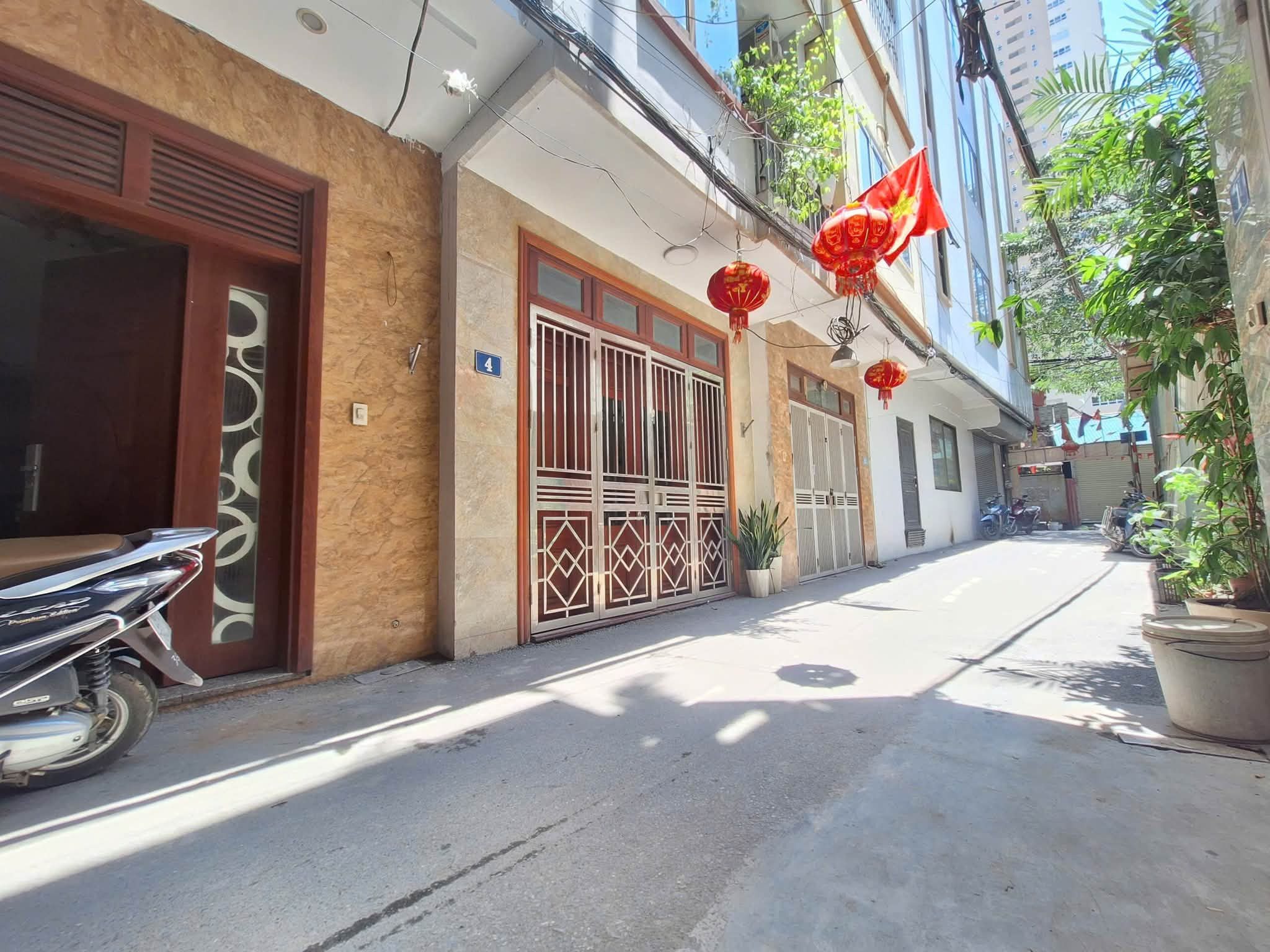 CHỢ LAI XÁ  46M x 4T  5PN KHÉP KÍN  FULL NỘI THẤT  Ô TÔ ĐỖ CỬA  KD NHỎ - 
THOÁNG TRƯỚC SAU