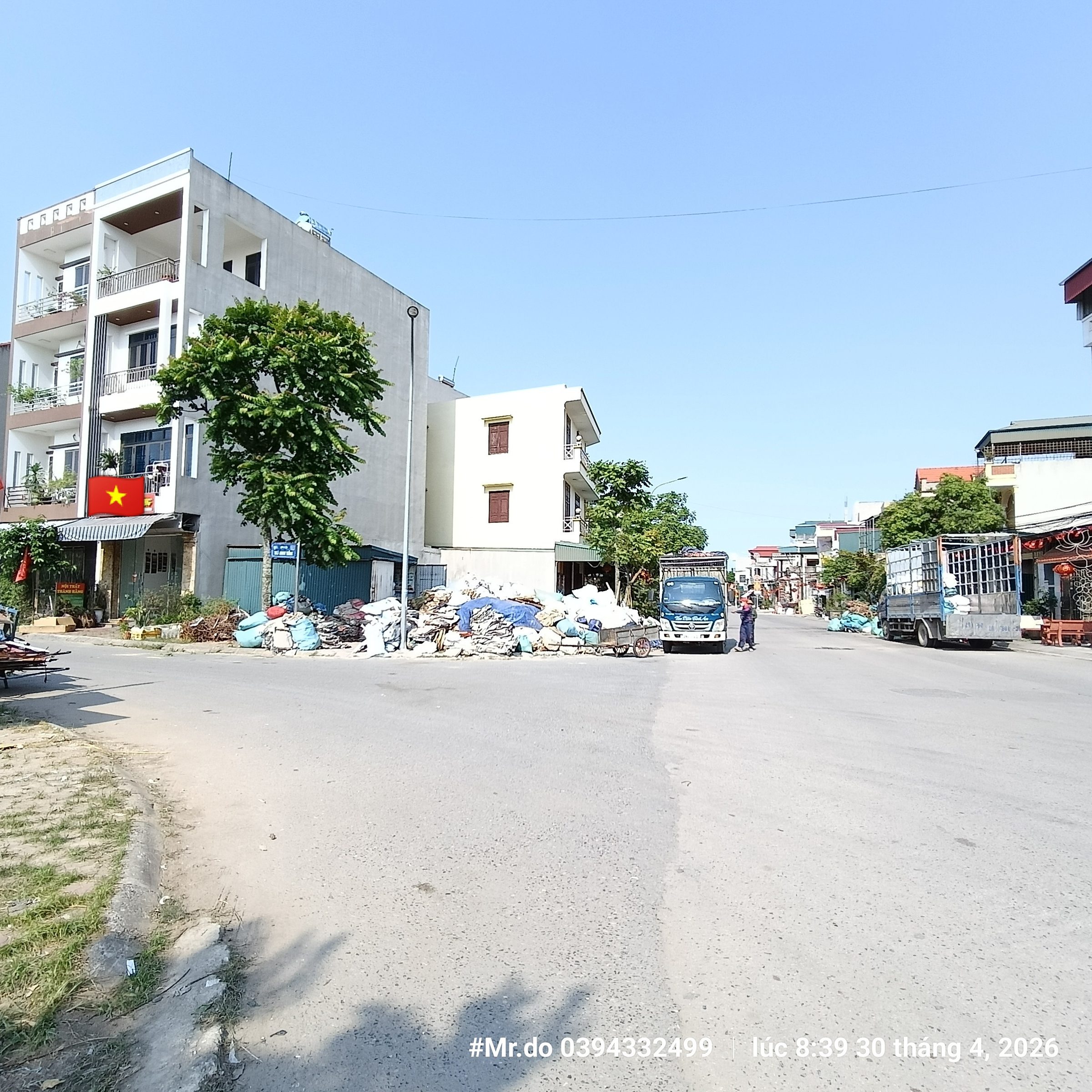Cạnh viện nhi Hải Dương