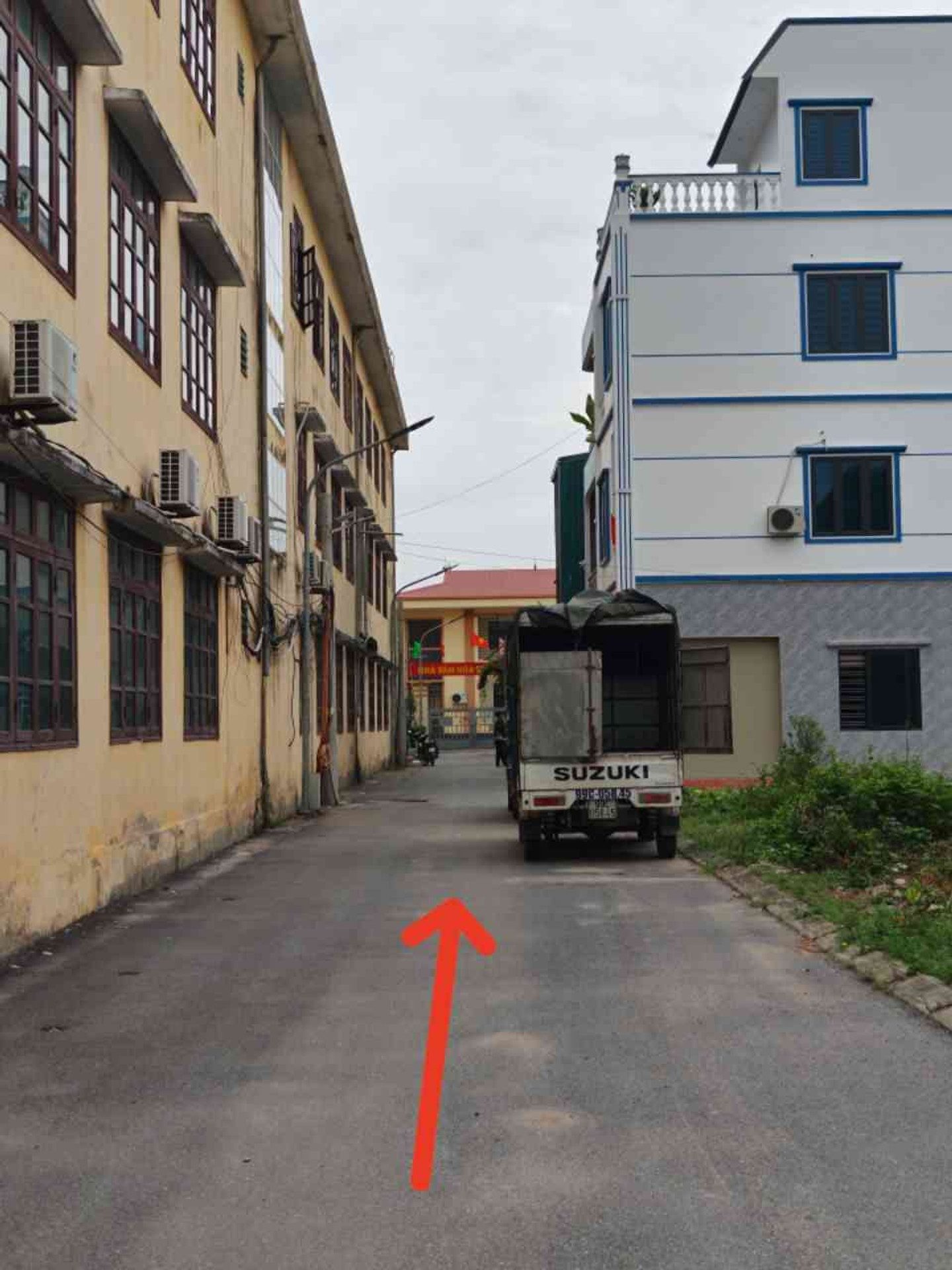 Đât sãn nhà khung 2 tầng Phường Hồ, ở, làm kho xưởng, cho thuê dòng tiền được luôn