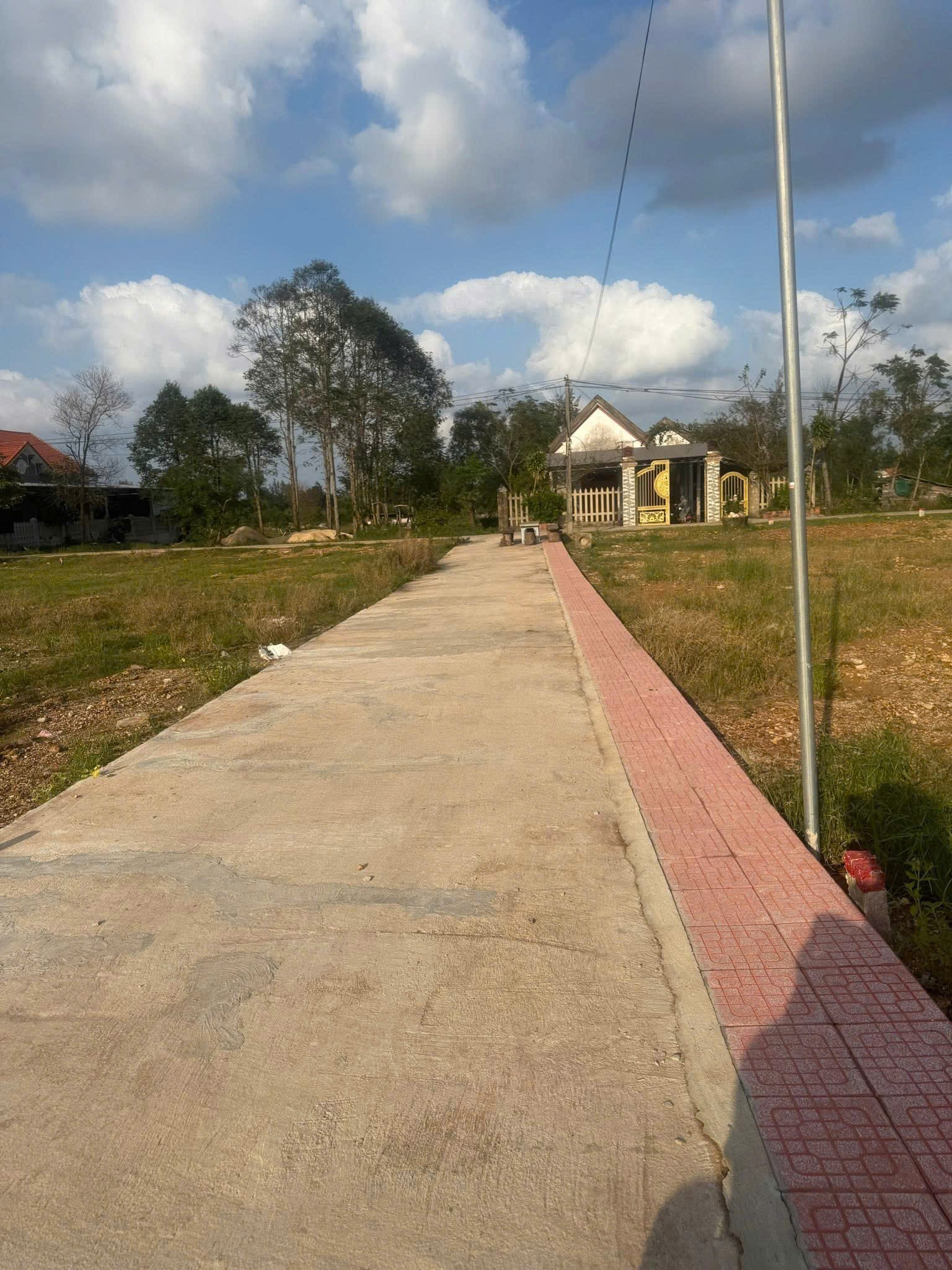 Bán đất ra biển vinh an phú vang huế tầm 5 phút khổ đất gần 7m , thổ cư 100% , rất phù hợp đầu tư , an cư ❌ 390 triệu
____________________________