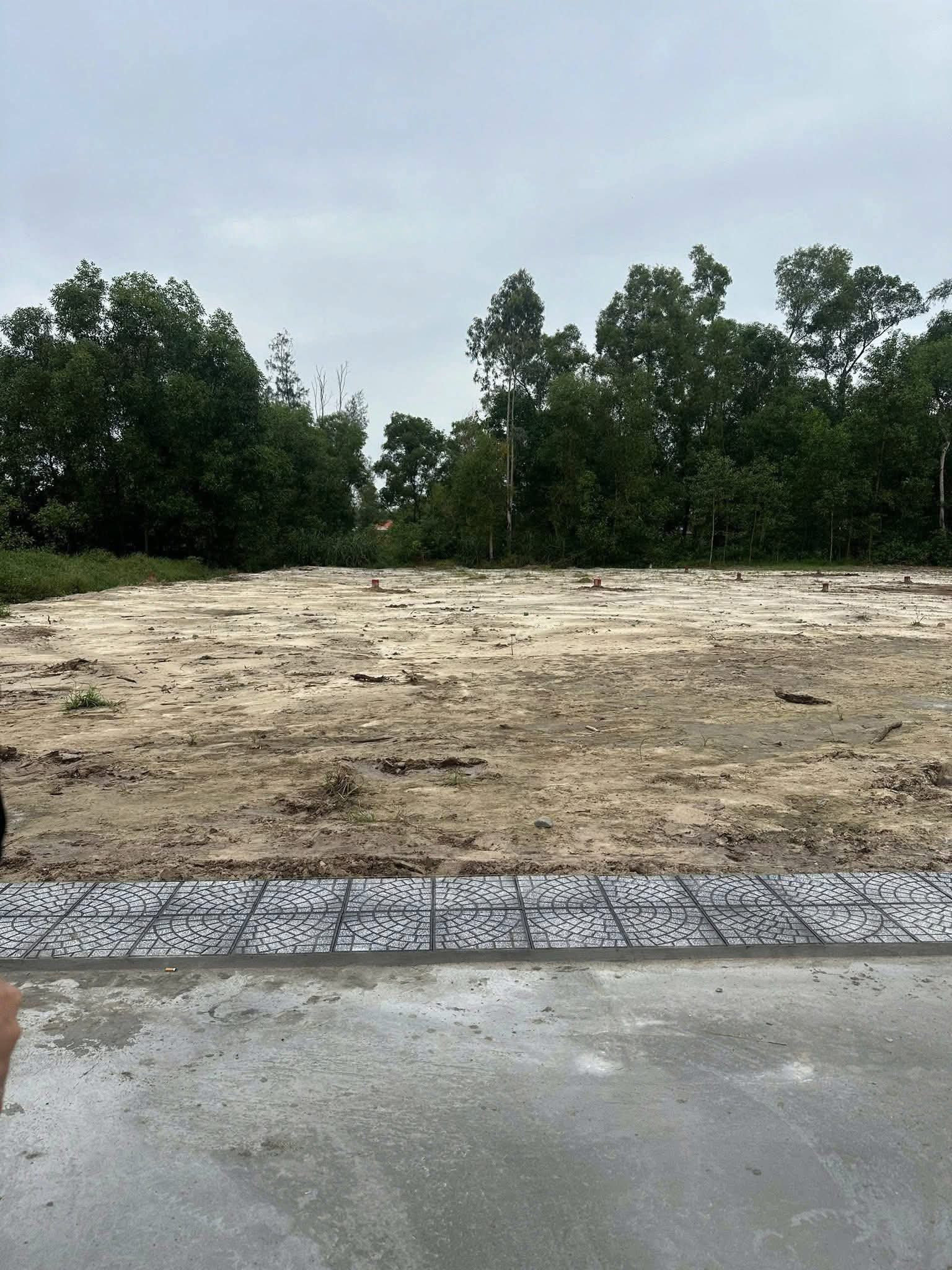 Đất Vinh Thanh gần QL49B
- Cách uỷ ban Phú Vinh chưa tới 1km,
- Diện tích 100m2- 115m2
Giá chỉ 4xxtr thương lượng!
☎️Liên hệ: 0796567875