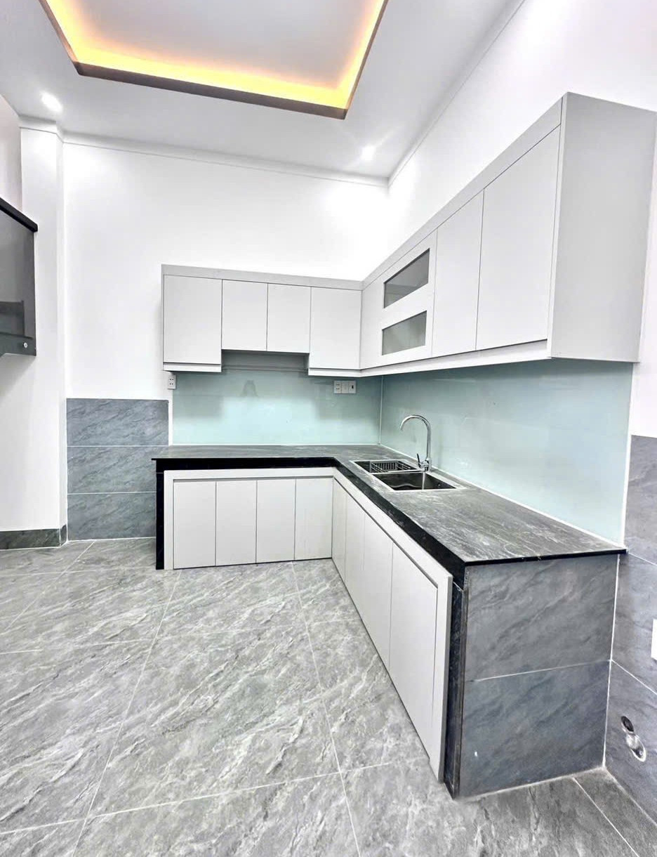 CHỈ CẦN 700TR NHẬN NHÀ NGAY BIÊN HÒA-VÒNG XOAY CỔNG 11-SỔ RIÊNG THỔ CƯ HOÀN CÔNG