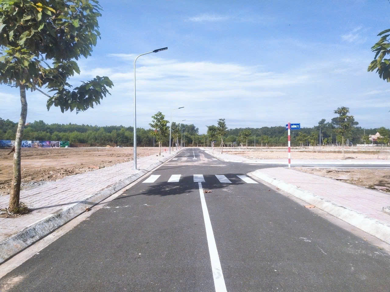 5x20m thổ cư, ngay vòng xoay BH-VT. Chỉ 990tr có ngay đất sẵn sổ. Chiết khấu cao tới 200tr