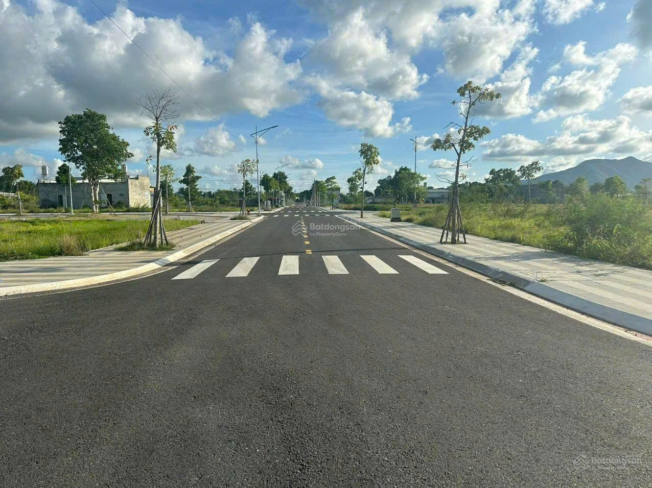 Vị trí ngay trung tâm KDC Long Thành-sổ sẵn-full thổ cư-giá chỉ 10tr/m2-có hỗ trợ bank