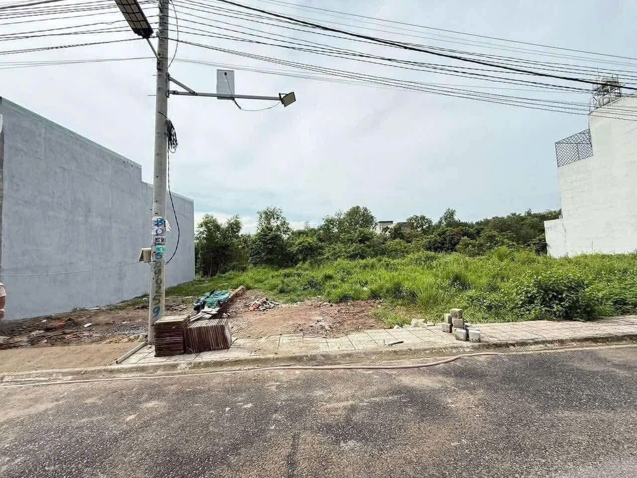LÔ ĐẤT MẶT TIỀN KINH DOANH CẠNH CAO TỐC BIÊN HÒA