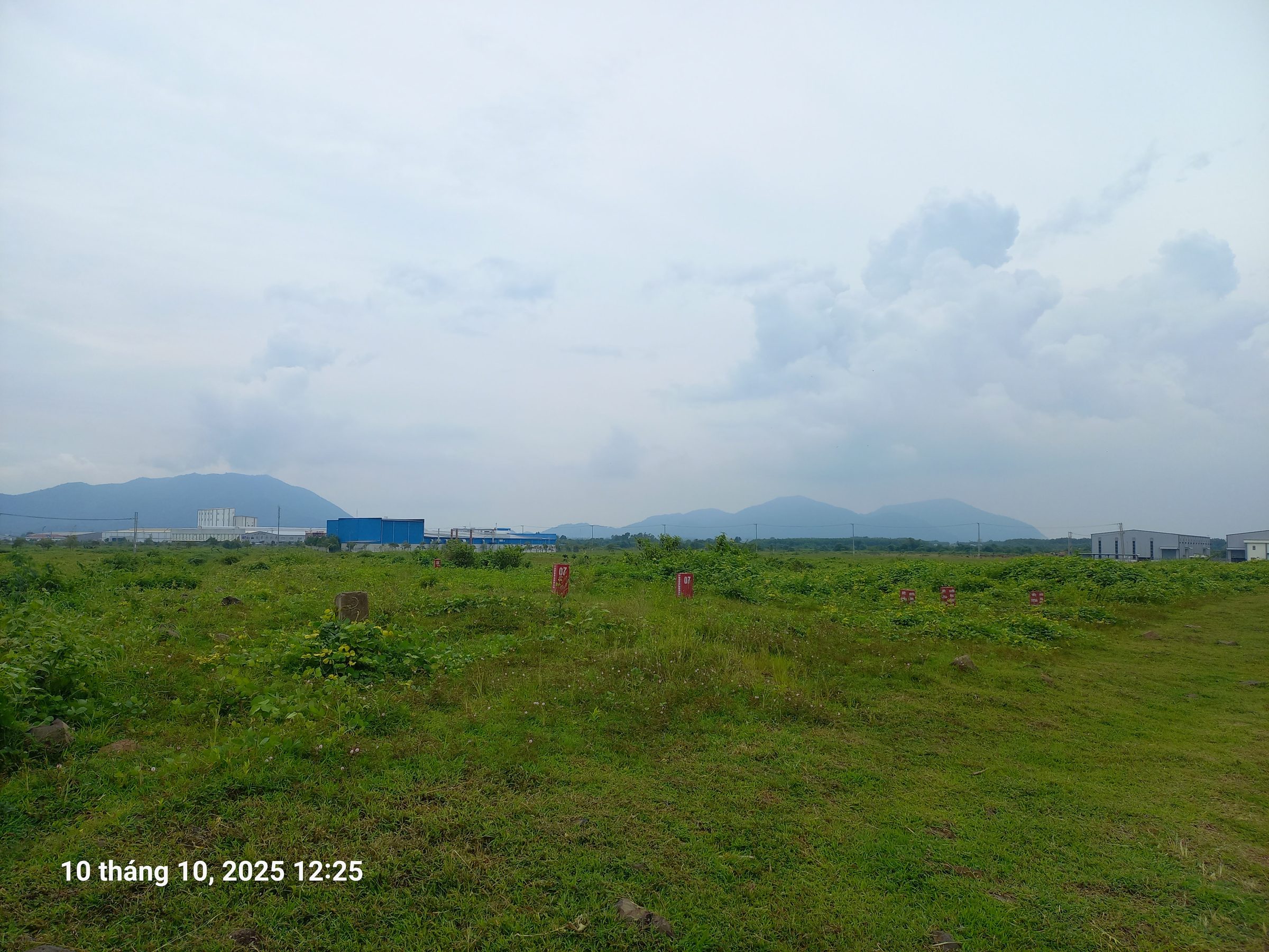Bán đất xây dựng xưởng 26.000m2 KCN Châu Đức, Huyện Châu Đức, BRVT