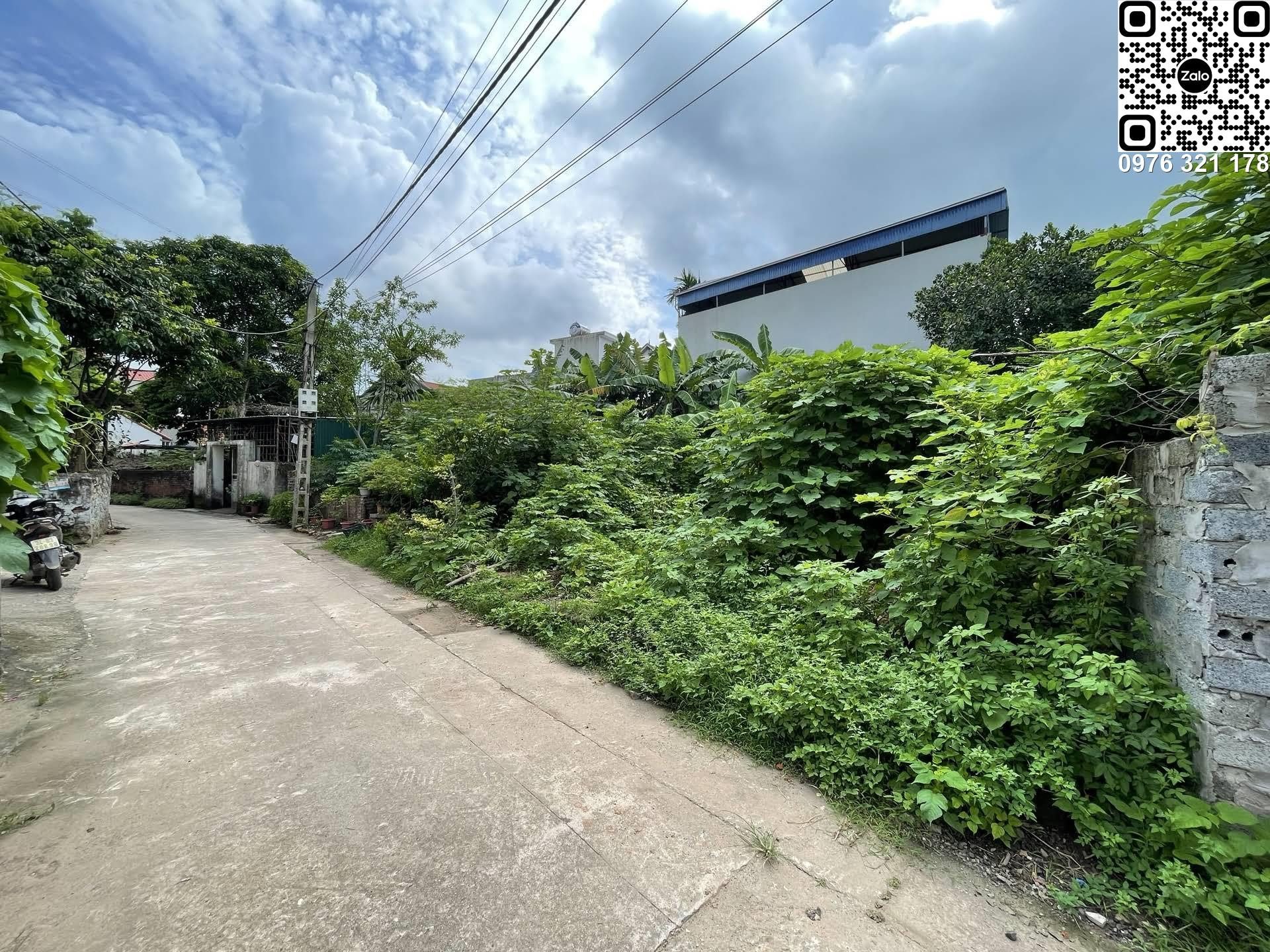 📍 Đất thổ cư vị trí VÀNG tại Thị Trấn Chúc Sơn, bám trục đường kinh doanh - 100m2 chỉ nhỉnh 5 tỷ.