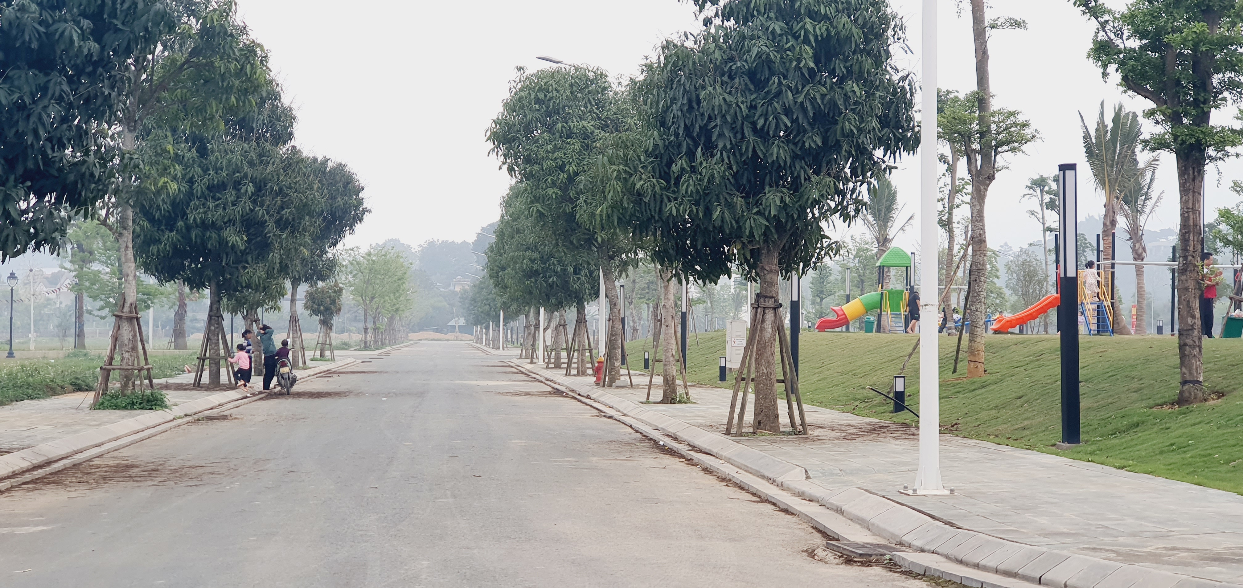 Đất thị trấn Xuân Mai, cách mặt QL6 chỉ 300m, gần nhiều trường học, nhanh tay chọn lô sớm