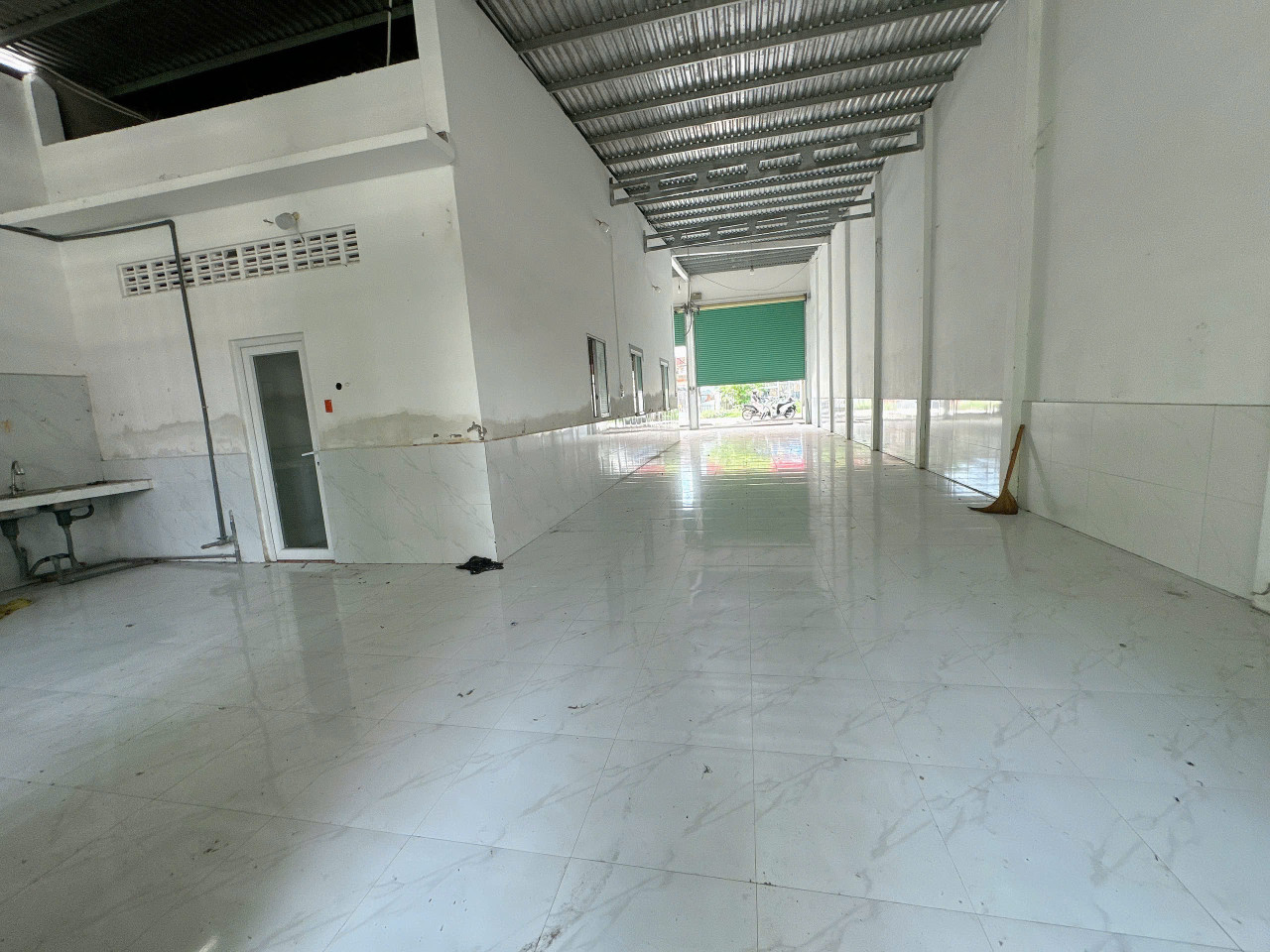 Cho thuê mặt bằng kinh doanh đường xe tải Mỏ Cày Bắc