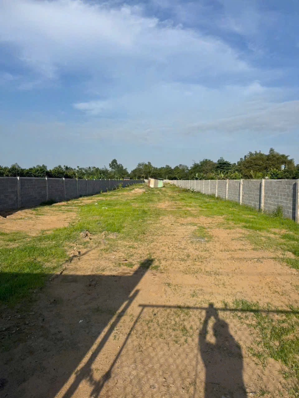 Bán 1700m2 (475m2 thổ cư). Cách Cầu Ba Láng 950m. Phường Cái Răng, Tp Cần Thơ.