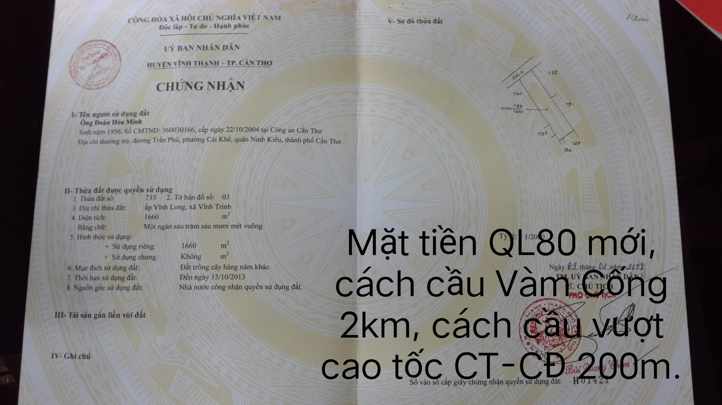 Bán đất. Mặt tiền đường dẫn QL 80, cách cầu Vàm Cống khoảng 2km, cầu vượt cao tốc Cần Thơ - Châu Đốc khoảng 200m. Mặt tiền 15,5m, dài khoảng 100m. Giá 2,1 triệu/m2. Liên hệ Minh, 0918628789