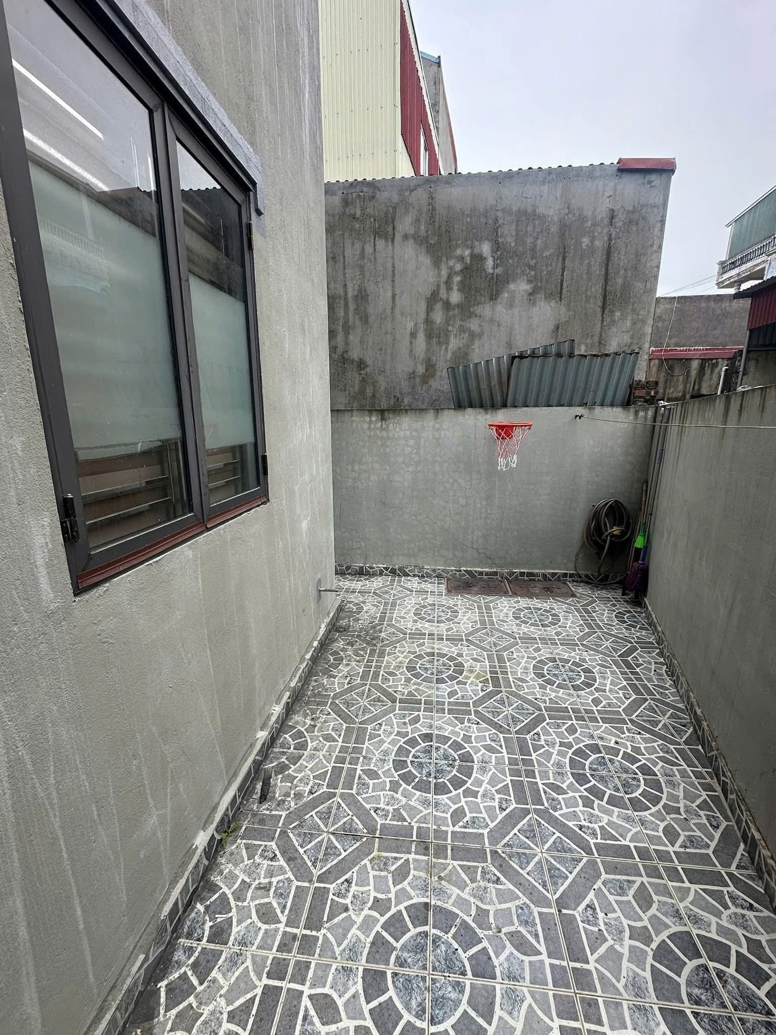 🏠 BÁN NHÀ 3 TẦNG – QUỲNH CƯ, HÙNG VƯƠNG, HỒNG BÀNG, HẢI PHÒNG- 2,18 tỷ 

📐 Diện tích: 64,5m ngang 4m