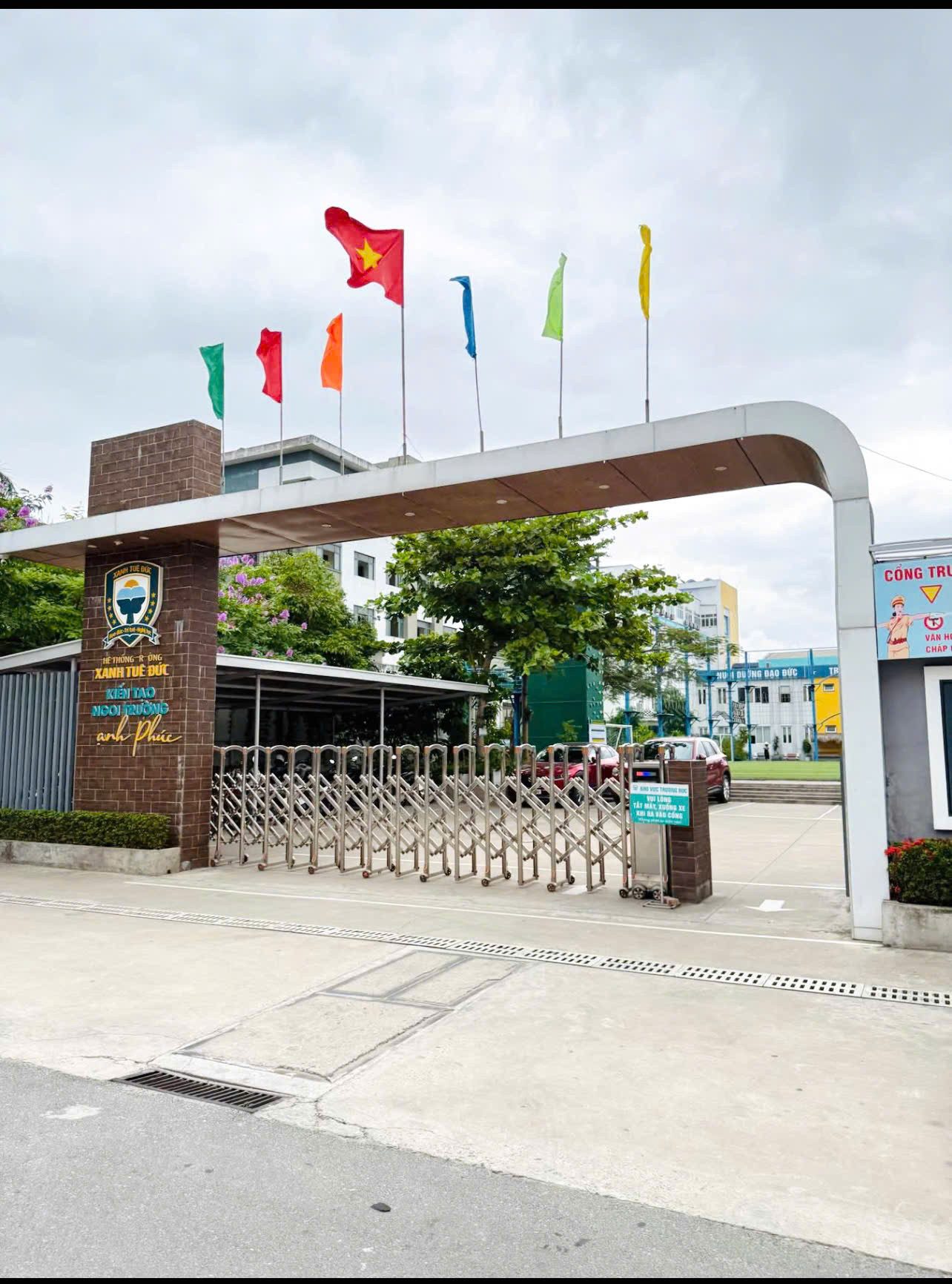 Em Tâm Chào bán nhà 4 tầng mới tinh chỉ 3 tỷ Quỳnh Cư, Hùng Vương, Hồng Bàng
