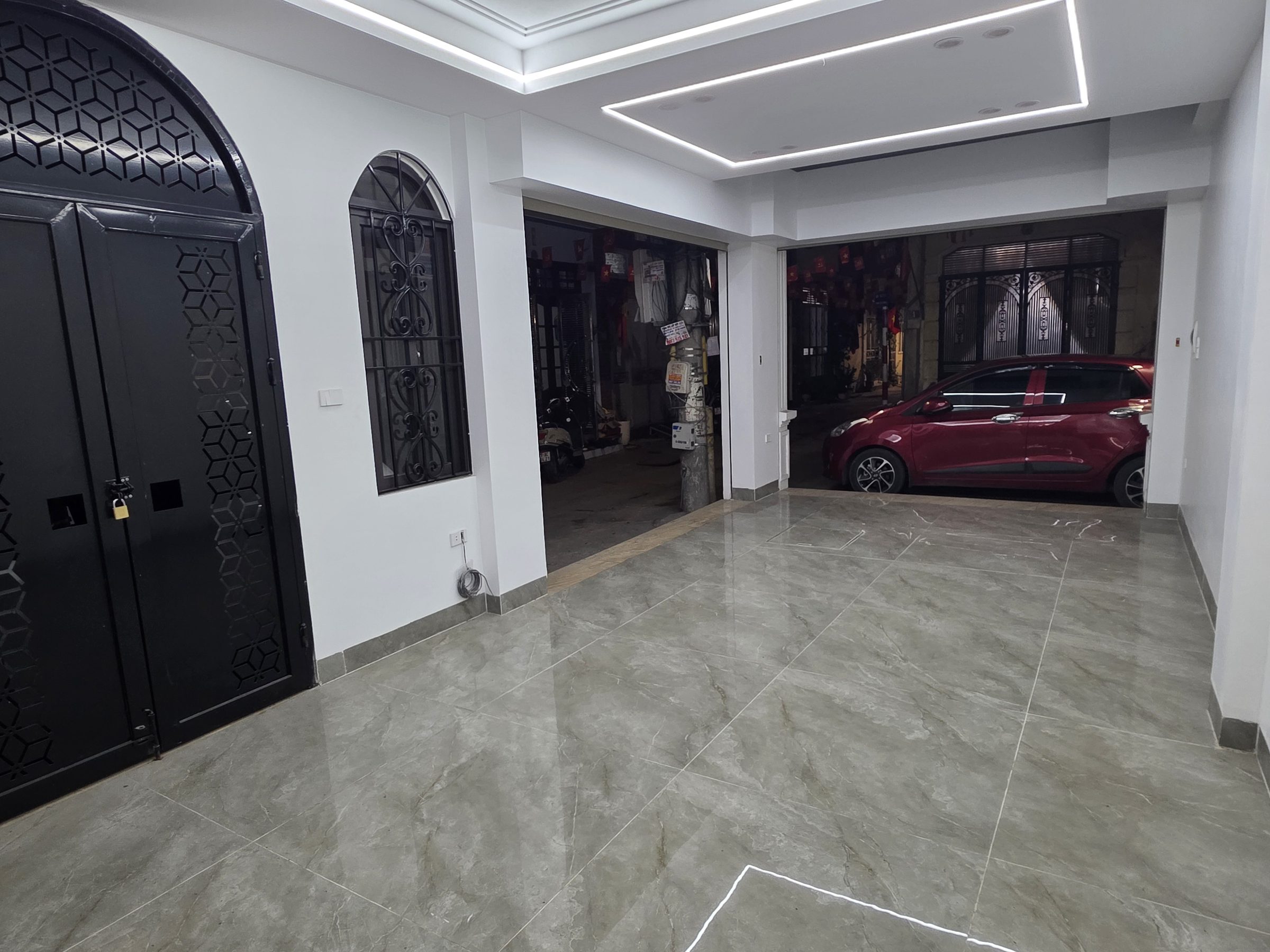Cho thuê nhà nguyên căn mới xây Sài Đồng
