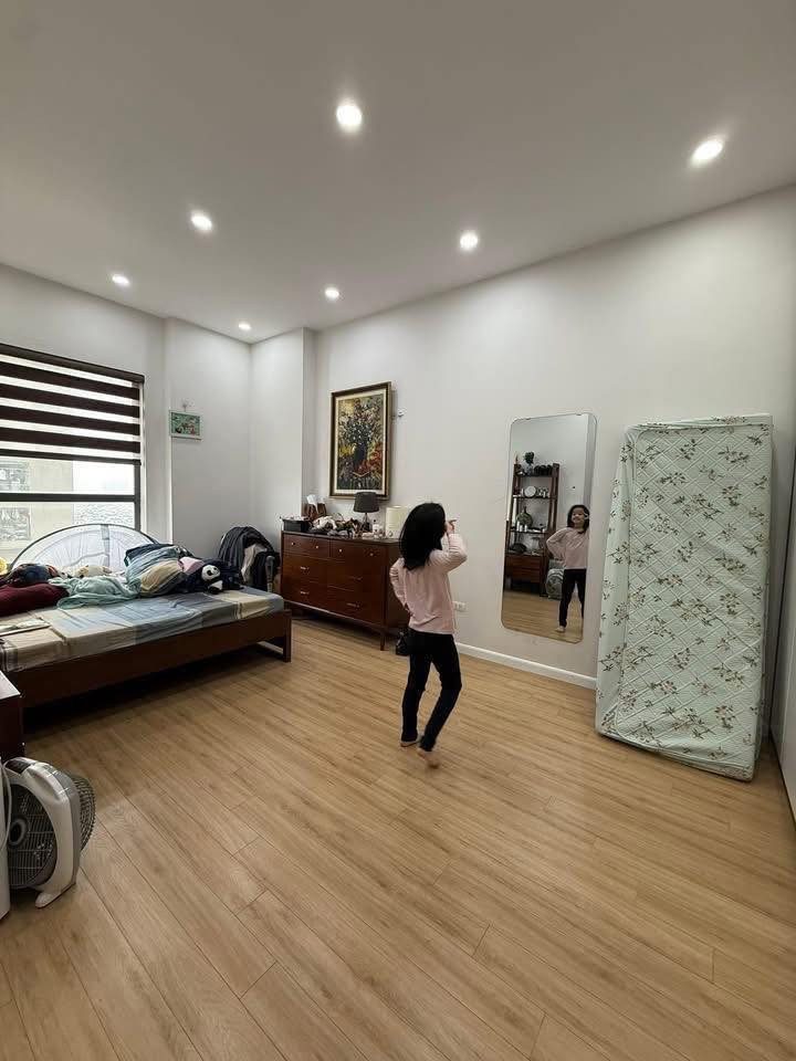 💥 Giá Tốt.Cần Tiền Bán Chung Cư Sài Đồng, Long Biên 70m2, chỉ 4,45 tỷ