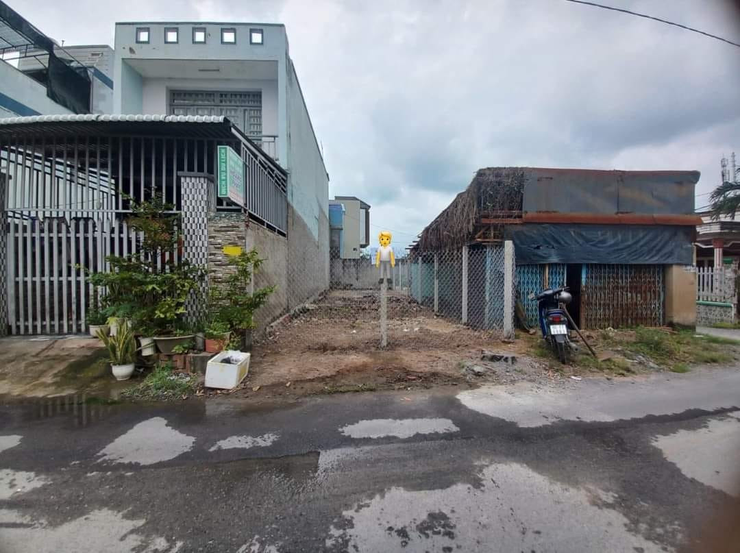 🔥 BÁN ĐẤT NỀN KDC 135B – ĐƯỜNG SỐ 1 – THỊ TRẤN BẾN LỨC 🔥
📍 Vị trí trung tâm, khu dân cư hiện hữu – đường số 1 rộng, thông thoáng
📐 Diện tích: 4,5 x 27,4m (≈ 137,6m²)
🏠 Loại đất: Đất ở đô thị – xây dựng tự do
📄 Sổ hồng riêng (SHR) – pháp lý đầy đủ
✅ B