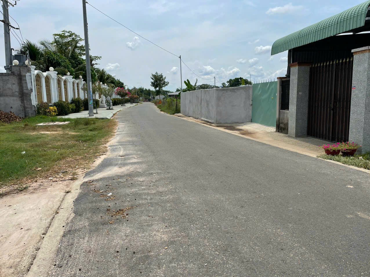 Bán đất đẹp Mt  đường số 1. Hắc Dịch châu pha  . Có 100m thổ cư giá tốt